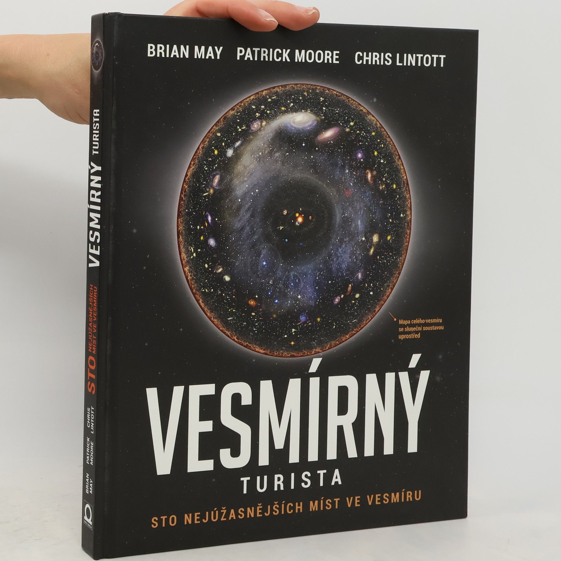 Brian May Vesmírný turista: Sto nejúžasnějších míst ve vesmíru