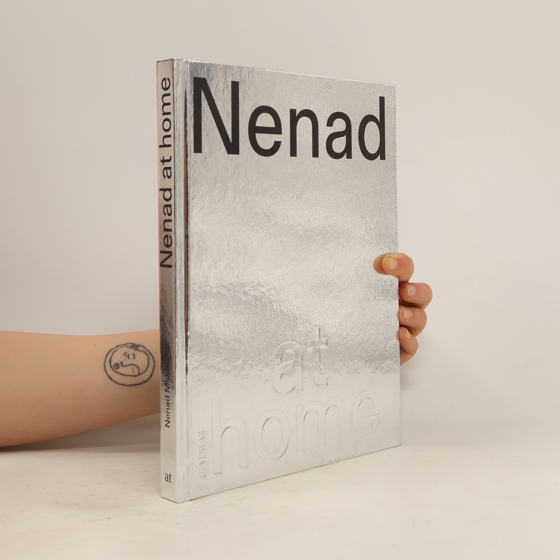 Nenad Mlinarevic Nenad at home
