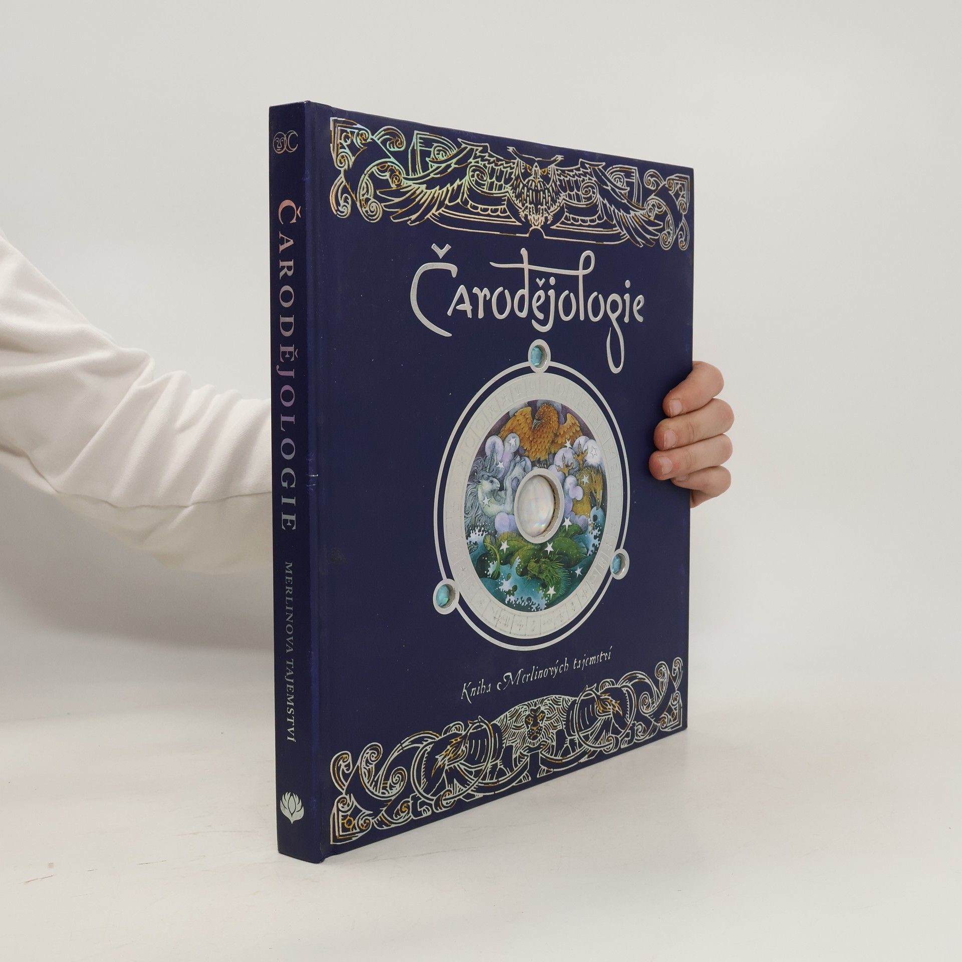 Dugald Steer Čarodějologie: Kniha Merlinových tajemství