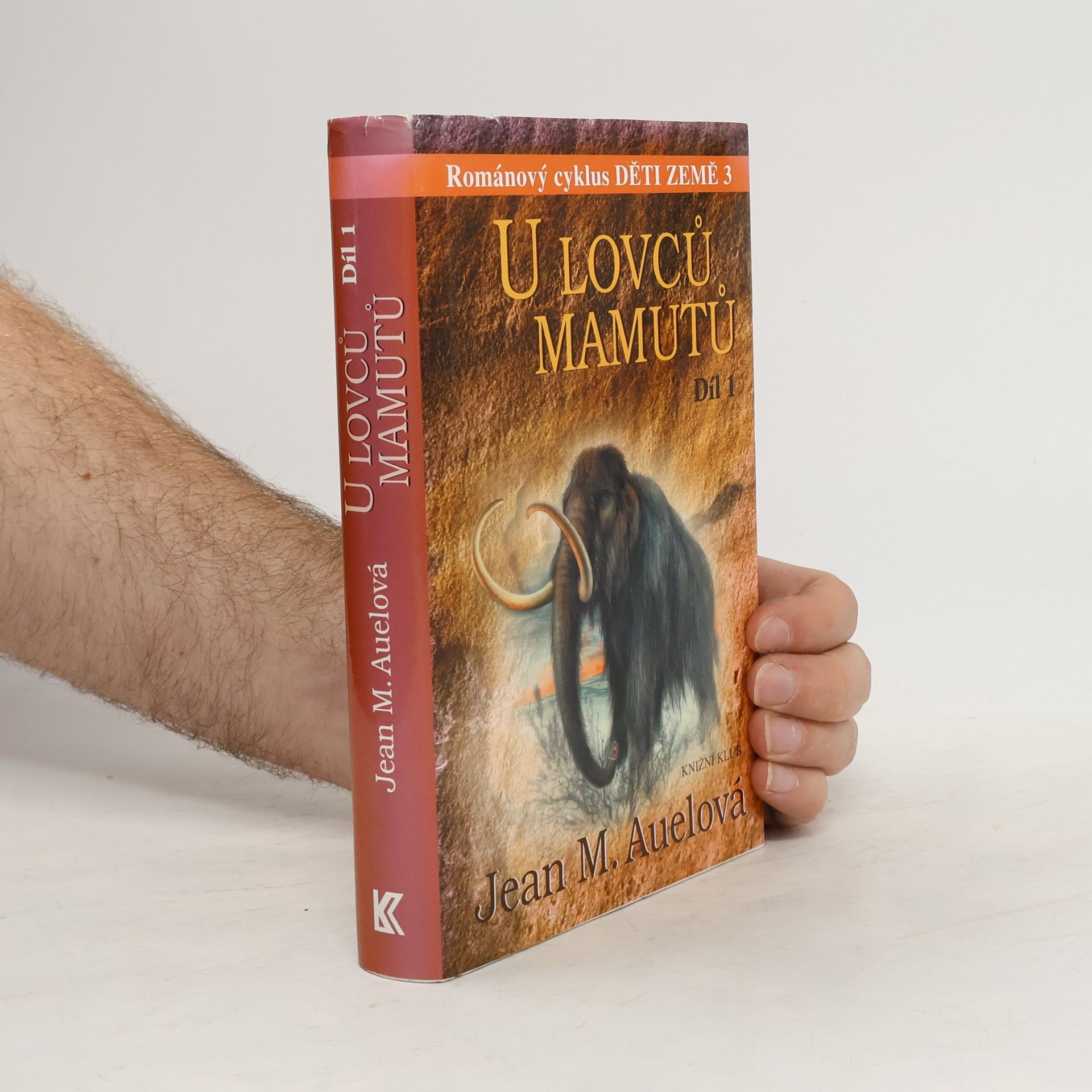 Jean Marie Auel U lovců mamutů 1