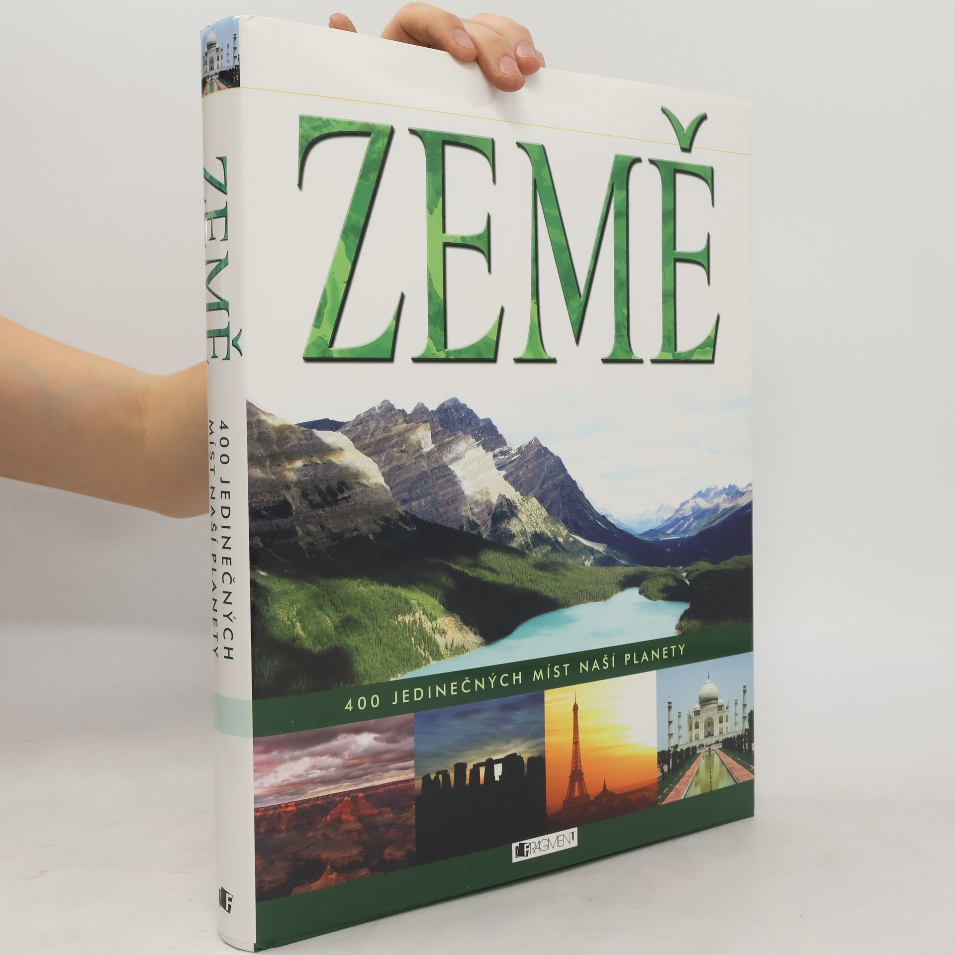 Patrick Bonneville Země : 400 jedinečných míst naší planety