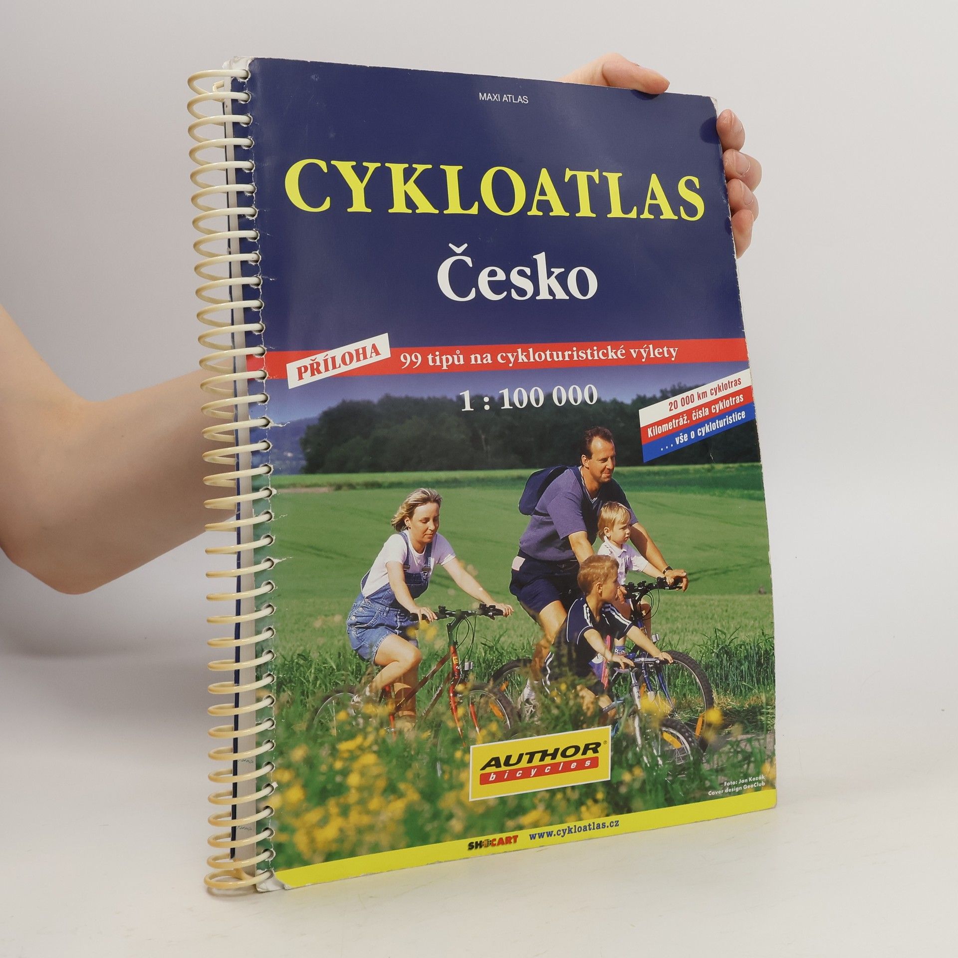 kolektiv Cykloatlas Česko 1: 100 000. 99 tipů na cykloturistické výlety. 32 000 km cyklotras, kilometráž, čísla cyklotras...vše o cykloturistice