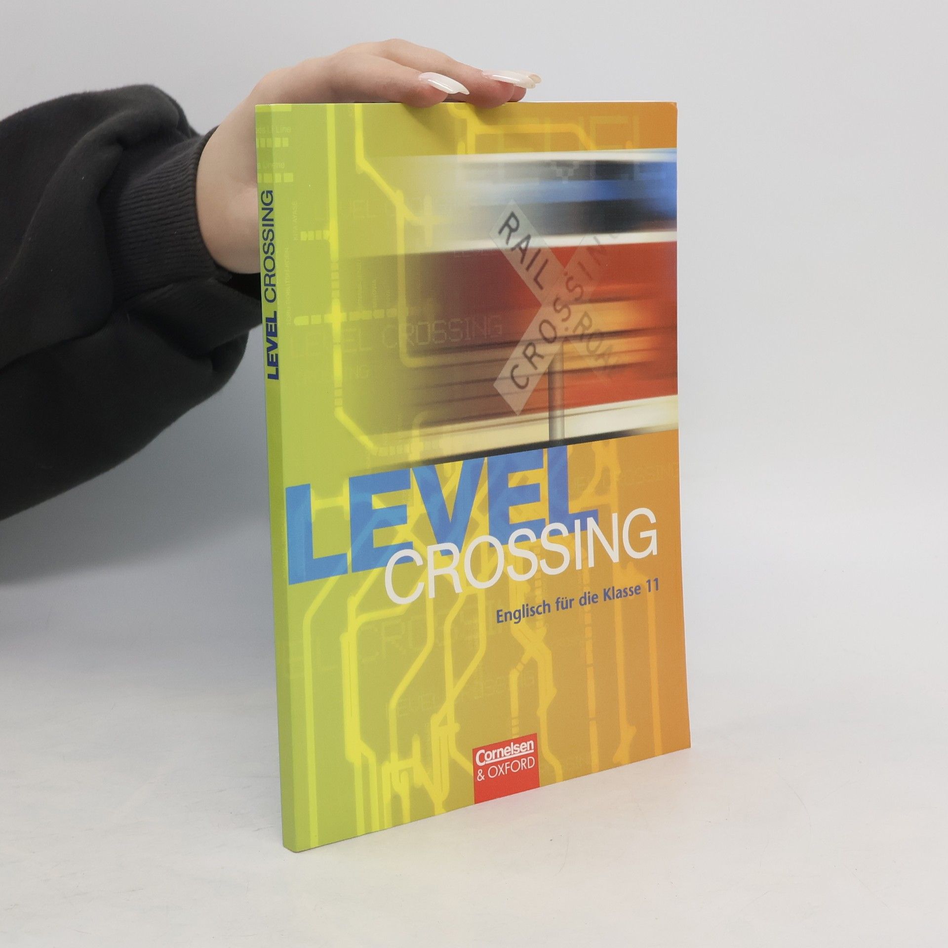 David E. Clarke Level Crossing. Klasse 11