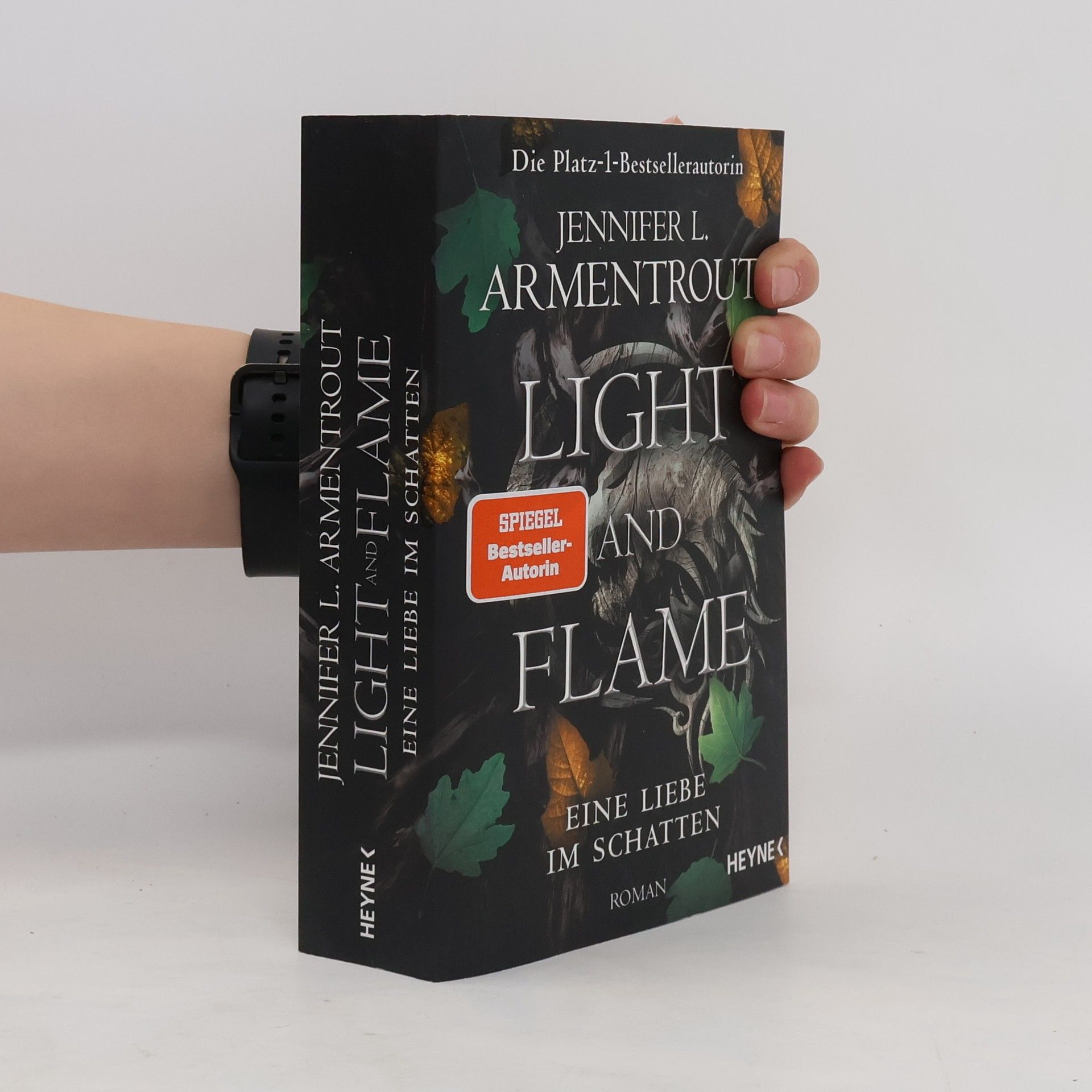 Jennifer Armentrout Light and Flame – Eine Liebe im Schatten