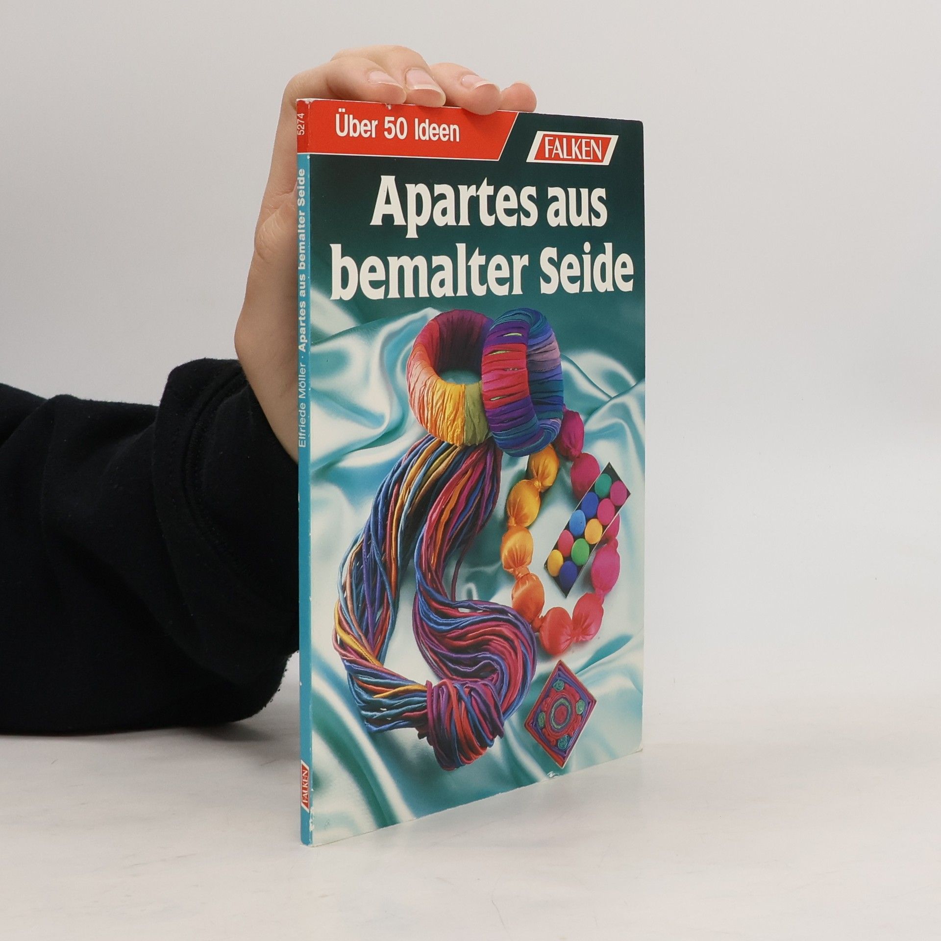 Collectif d'auteurs Apartes aus bemalter Seide