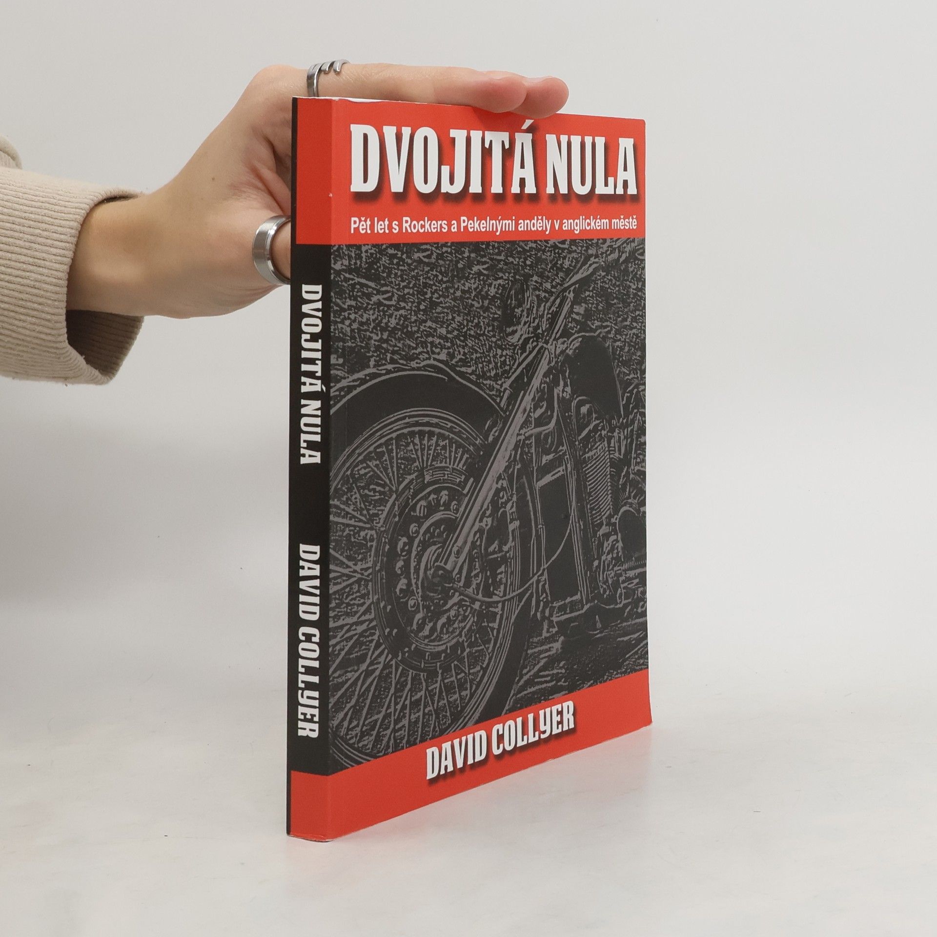 David Collyer Dvojitá nula