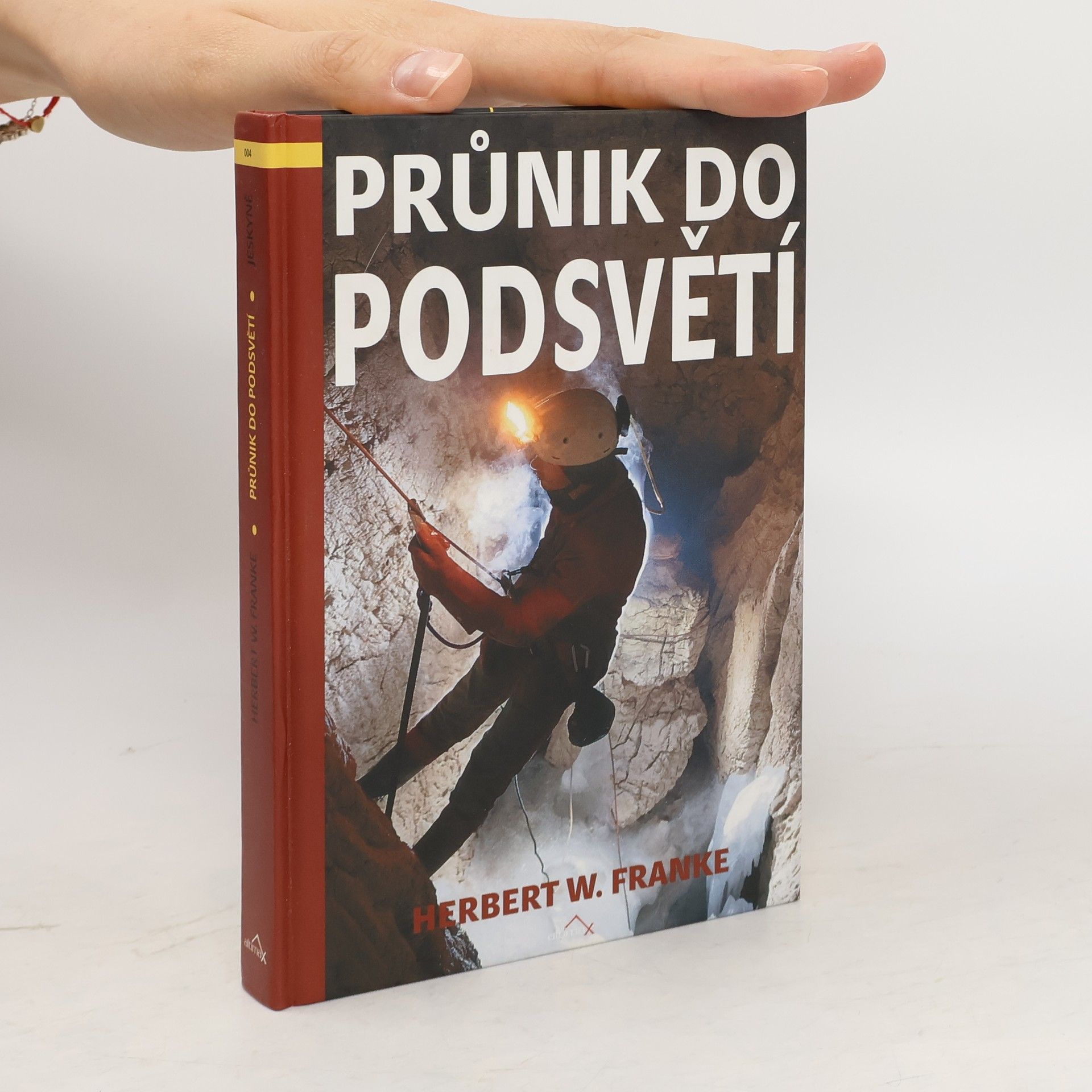 Herbert W. Franke Průnik do podsvětí