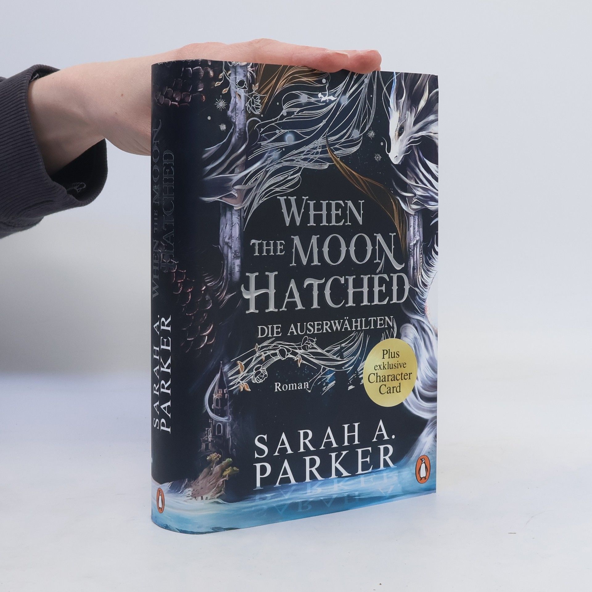 Sarah Parker When The Moon Hatched
