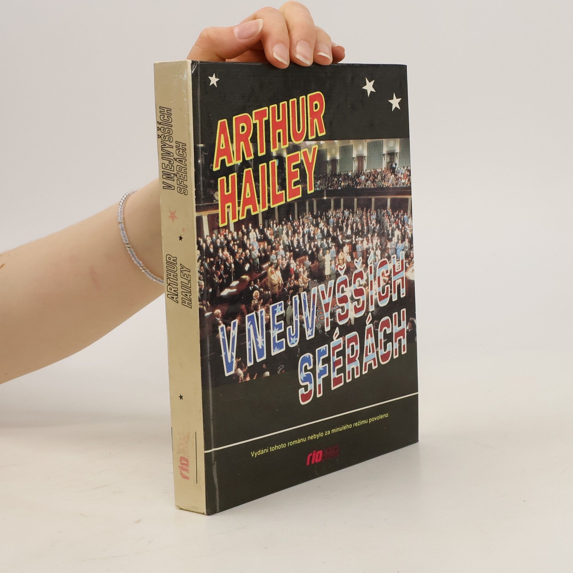 Arthur Hailey V nejvyšších sférách