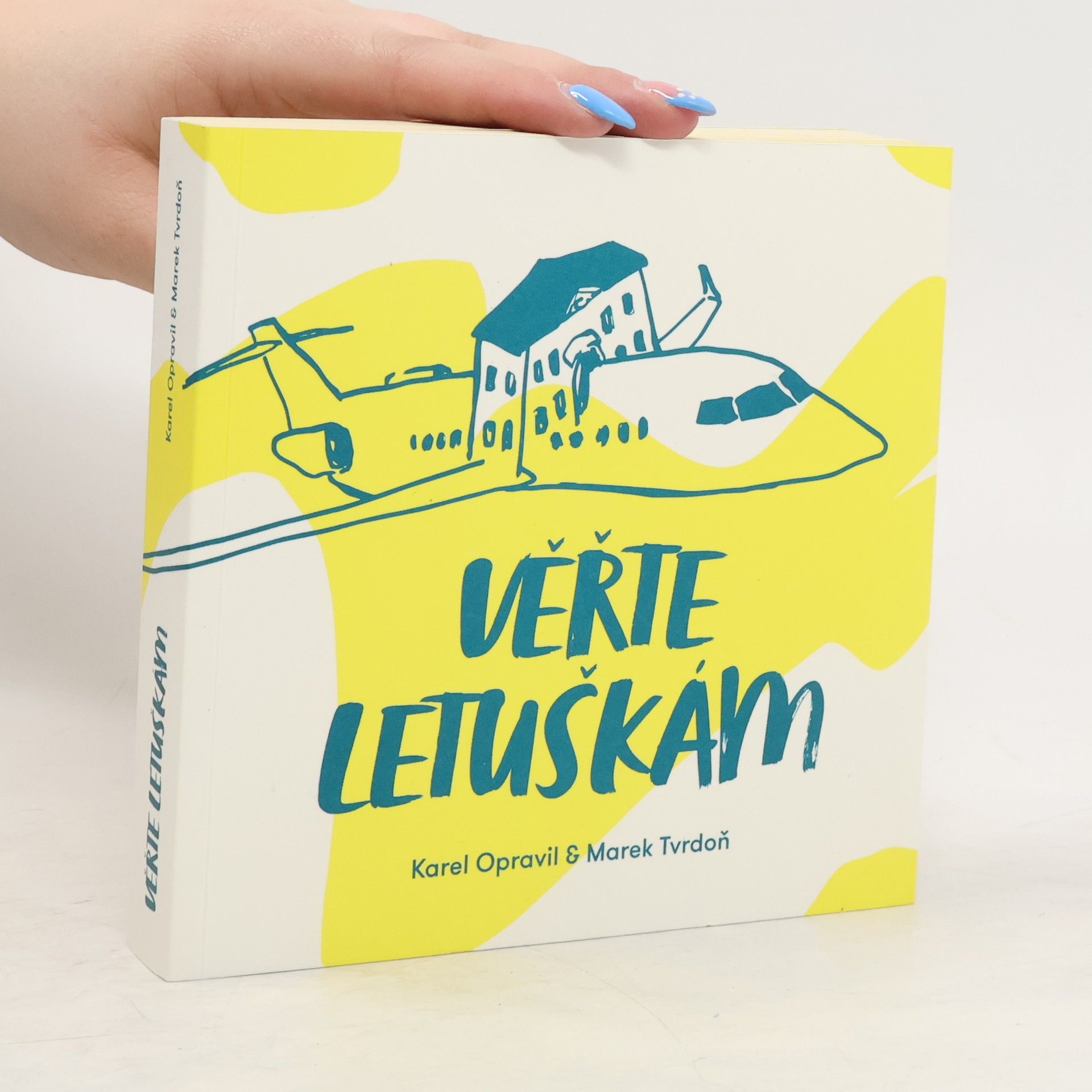 Karel Opravil Věřte letuškám