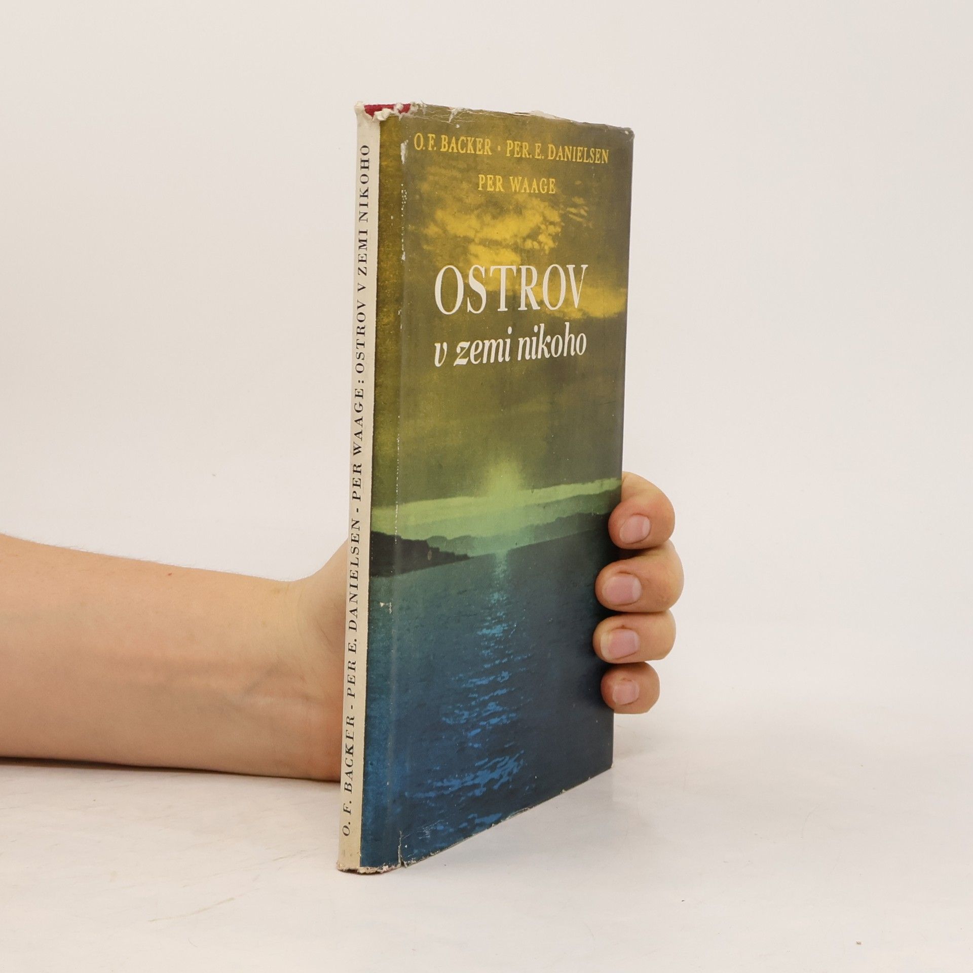 O. F. Backer Ostrov v zemi nikoho