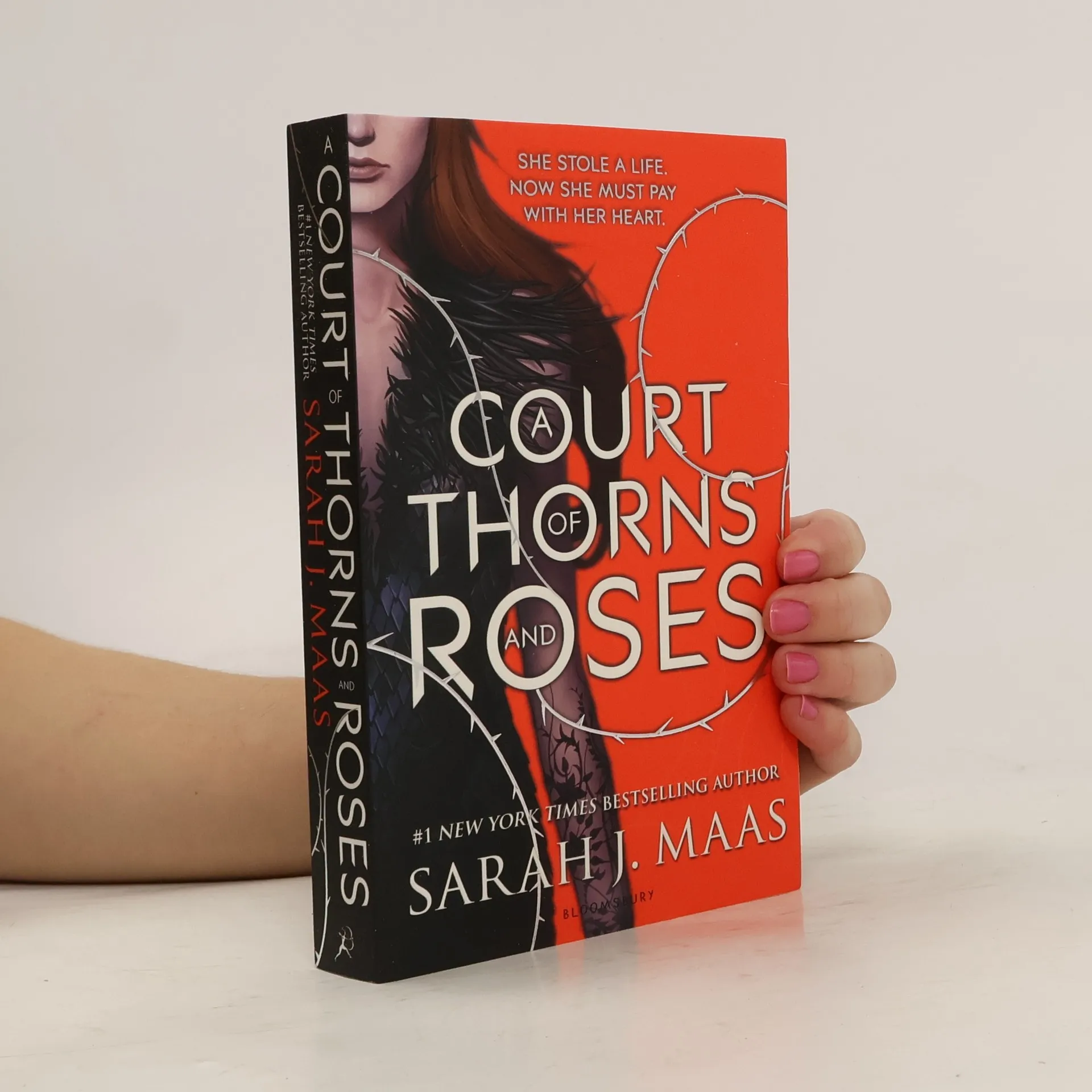 A Court of Thorns and Roses | Kniha | mäkká | Sarah J. Maas | EN