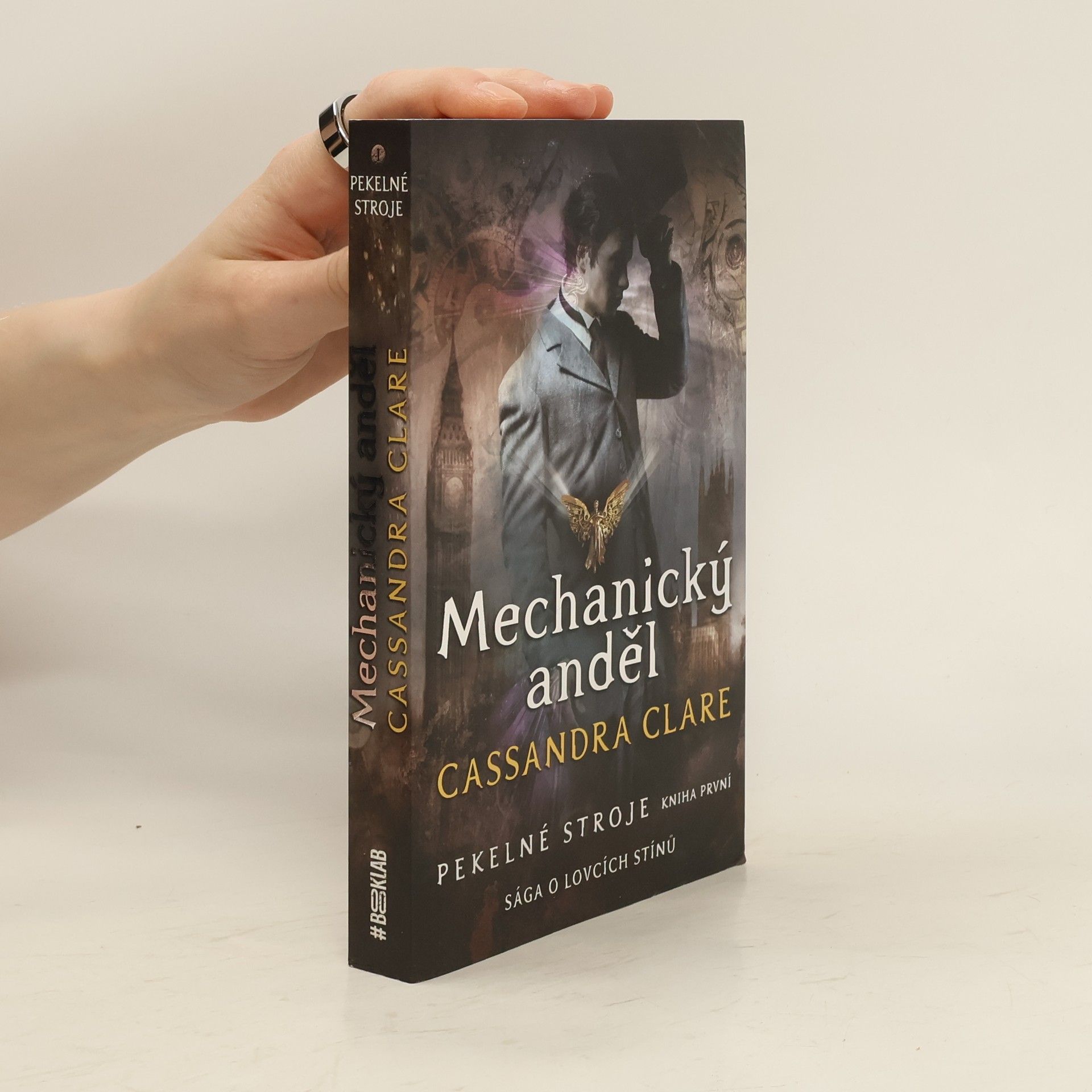 Cassandra Clare Mechanický anděl