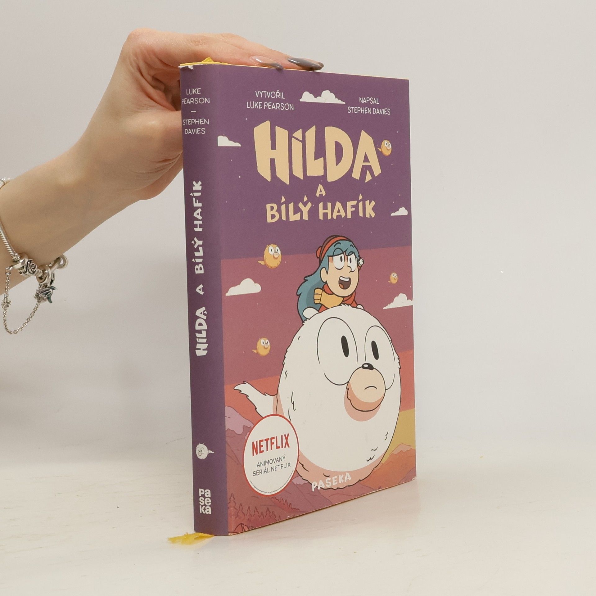 Stephen Davies Hilda a bílý hafík