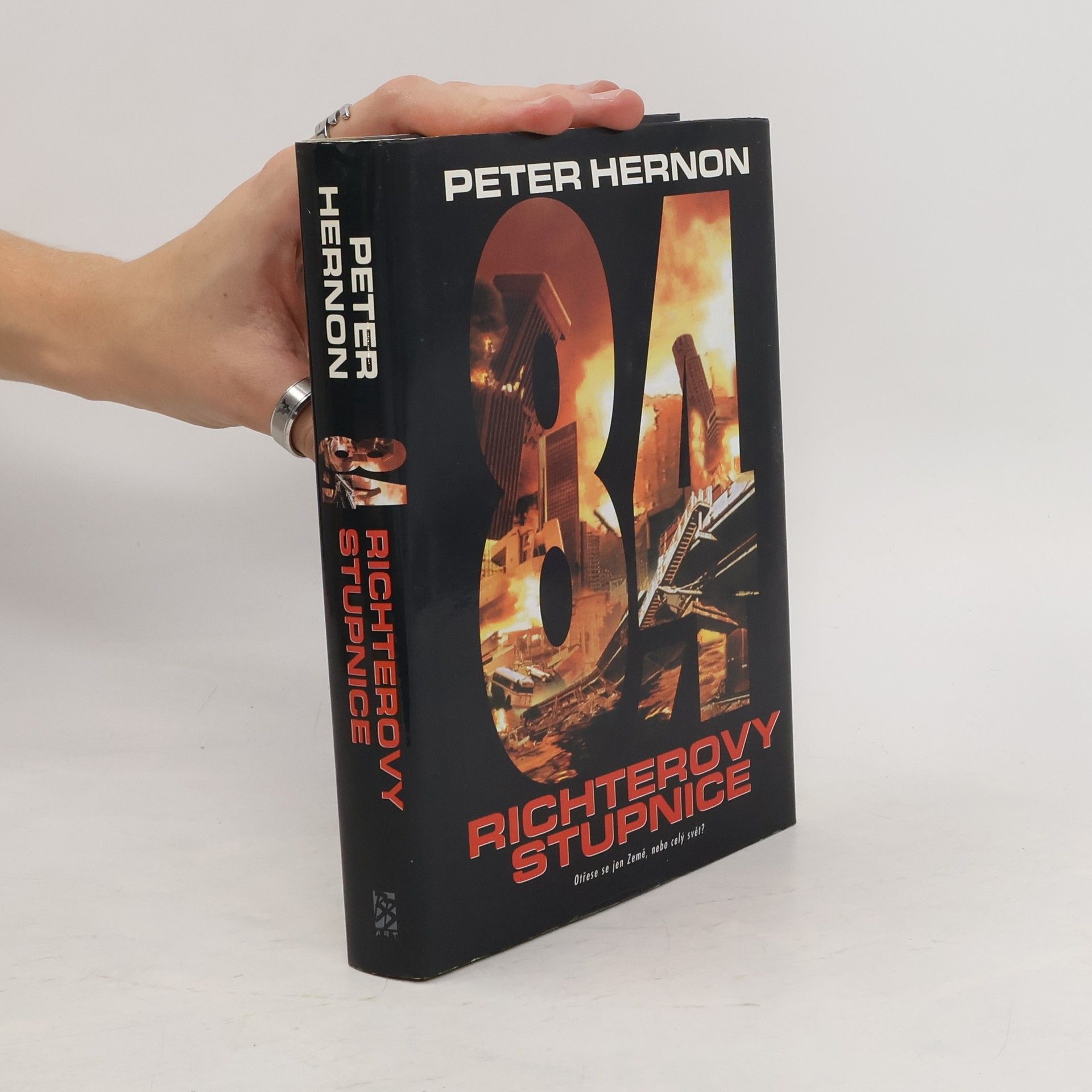 Peter Hernon 8,4 Richterovy stupnice