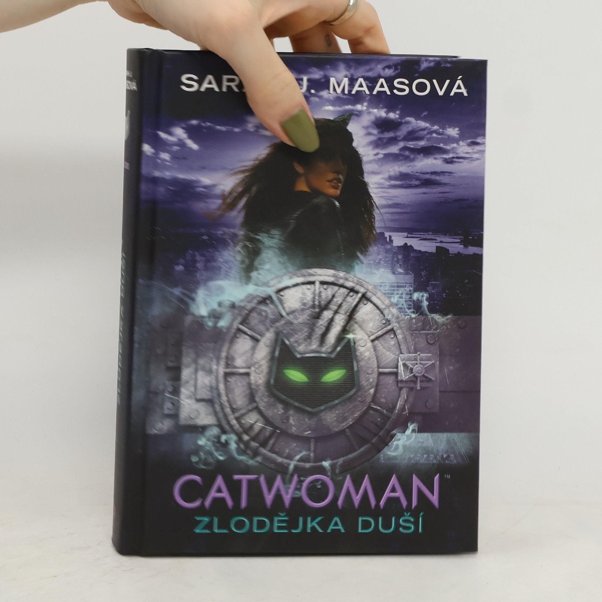 Sarah J. Maas Catwoman: Zlodějka duší