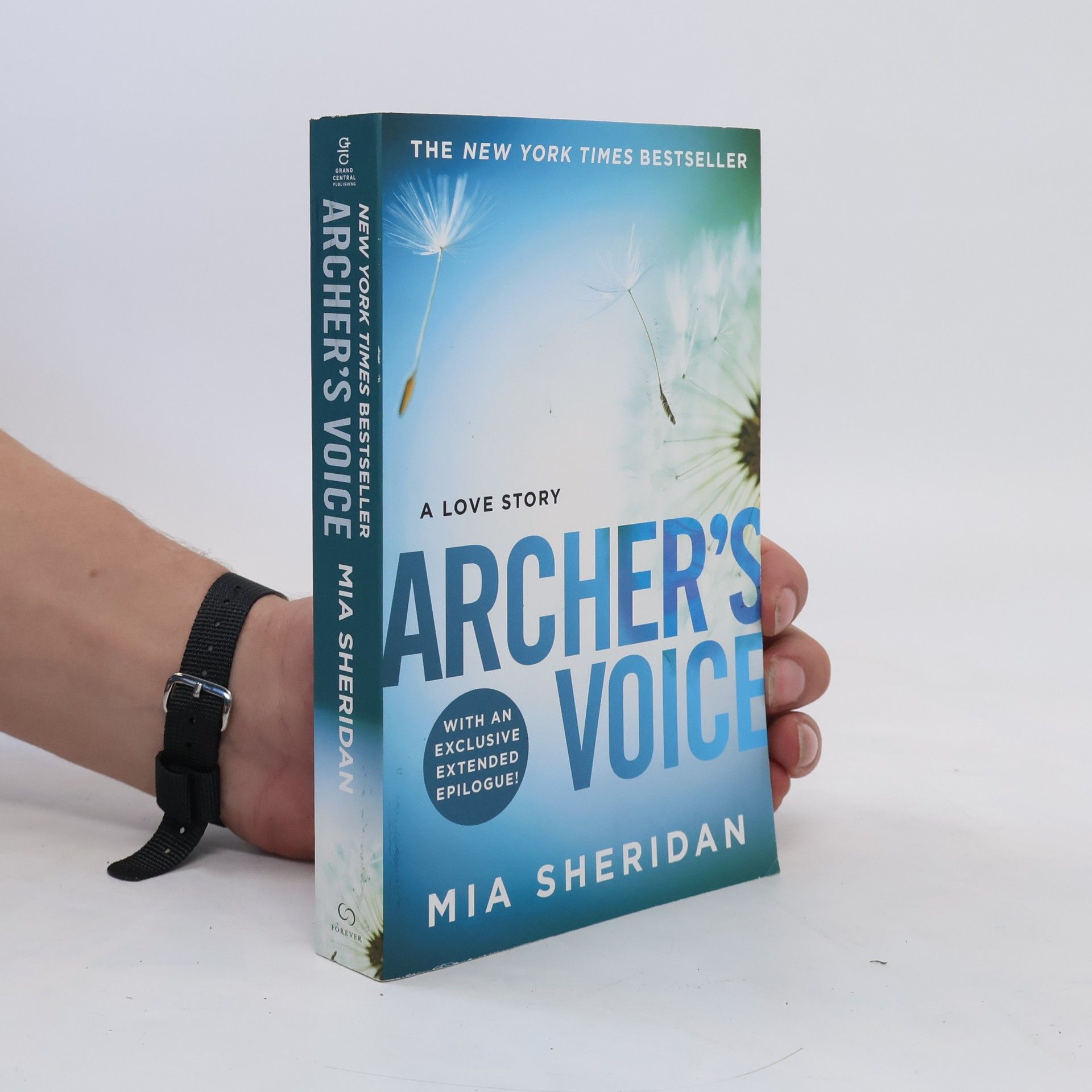 Mia Sheridan Archer's Voice