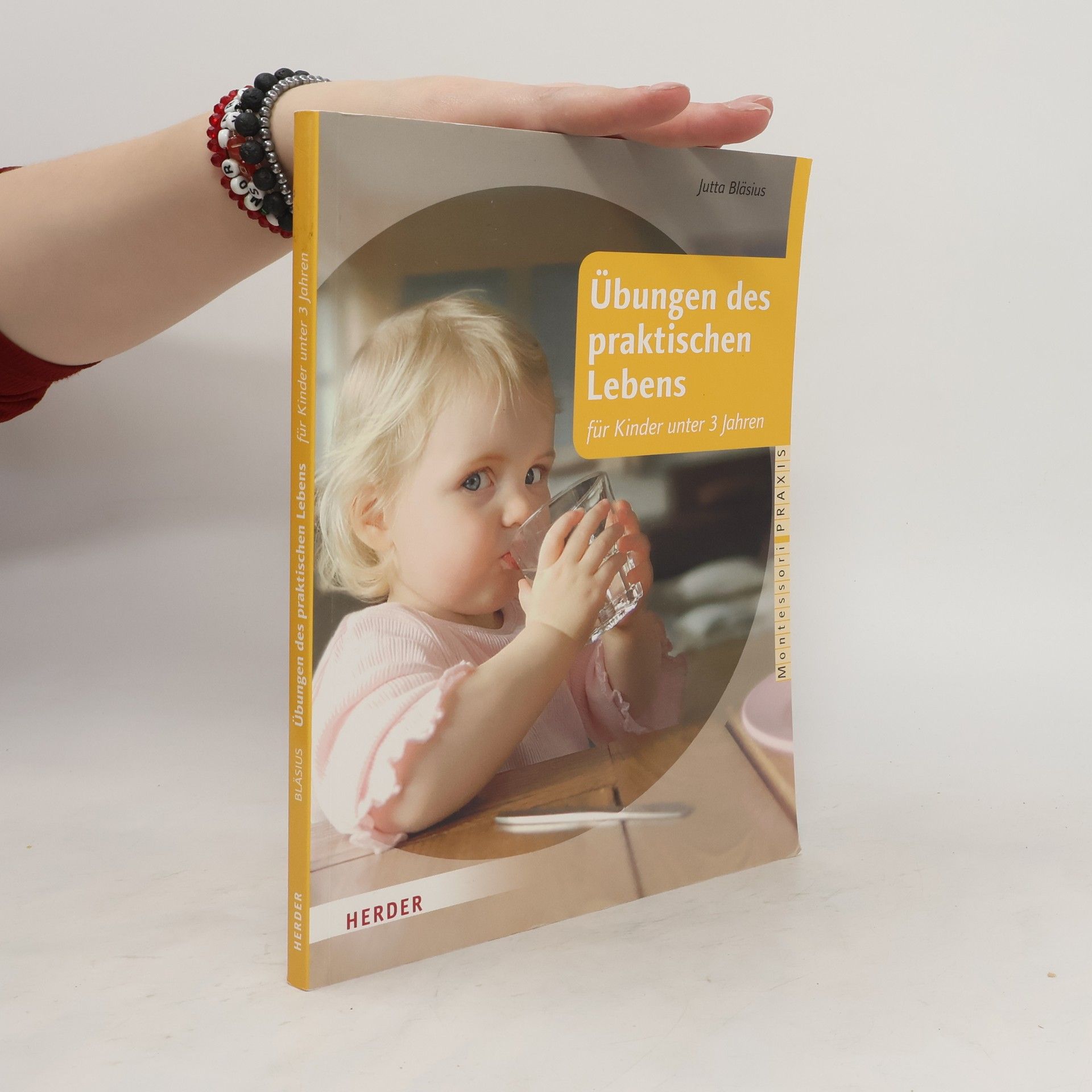 Jutta Bläsius Übungen des täglichen Lebens für Kinder unter drei Jahren