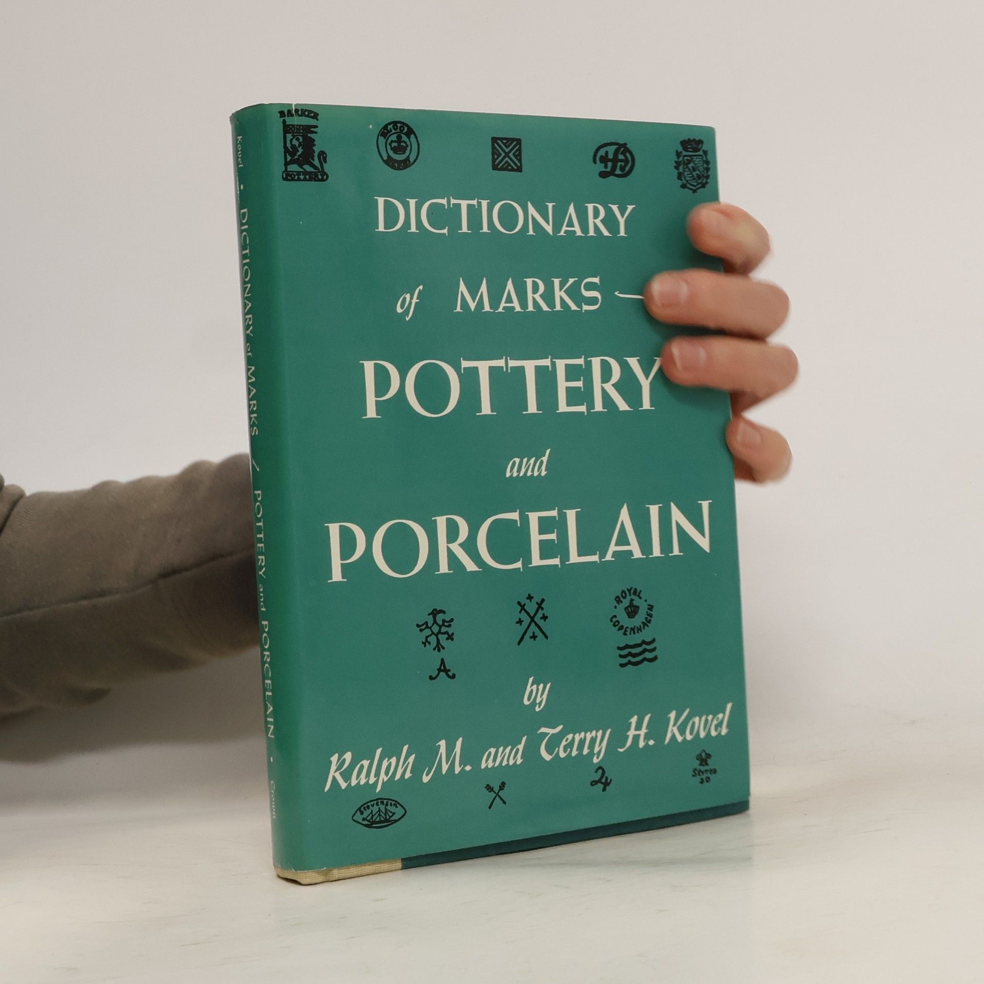 Terry H. Kovel Dictionary of Marks