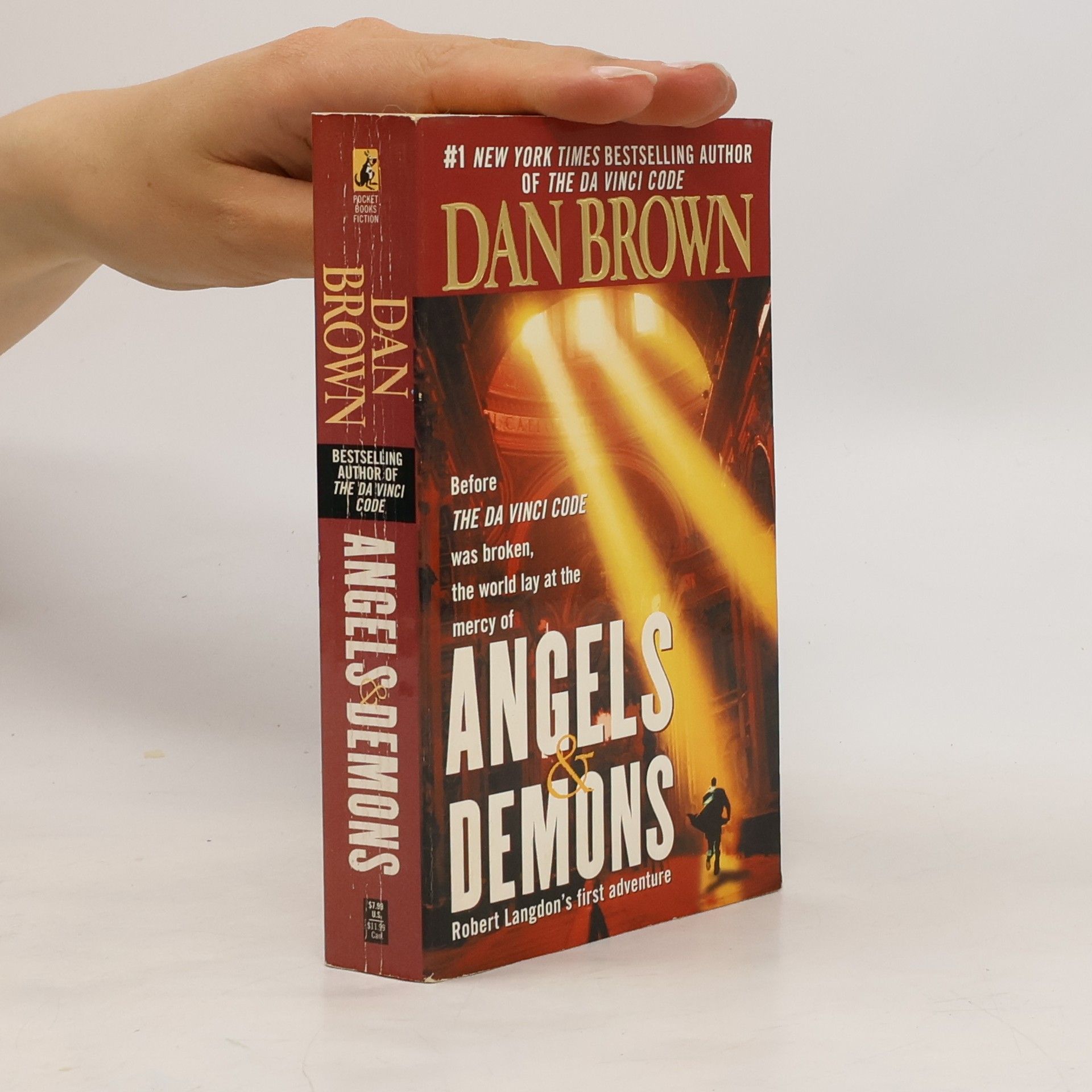 Dan Brown Angels & Demons