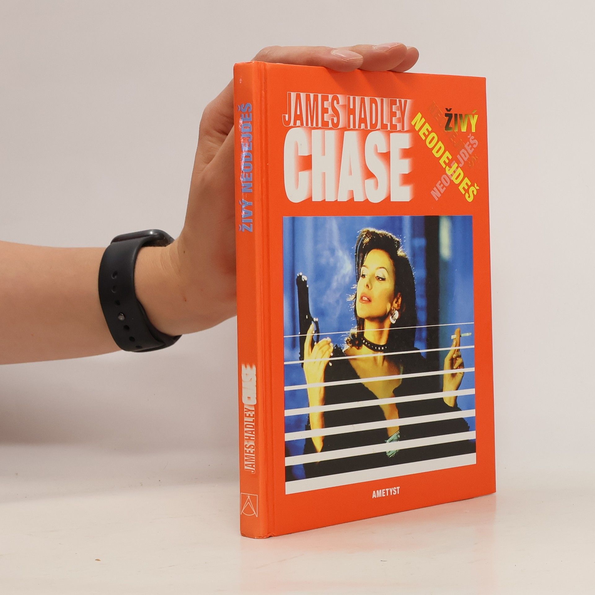 James Hadley Chase Živý neodejdeš