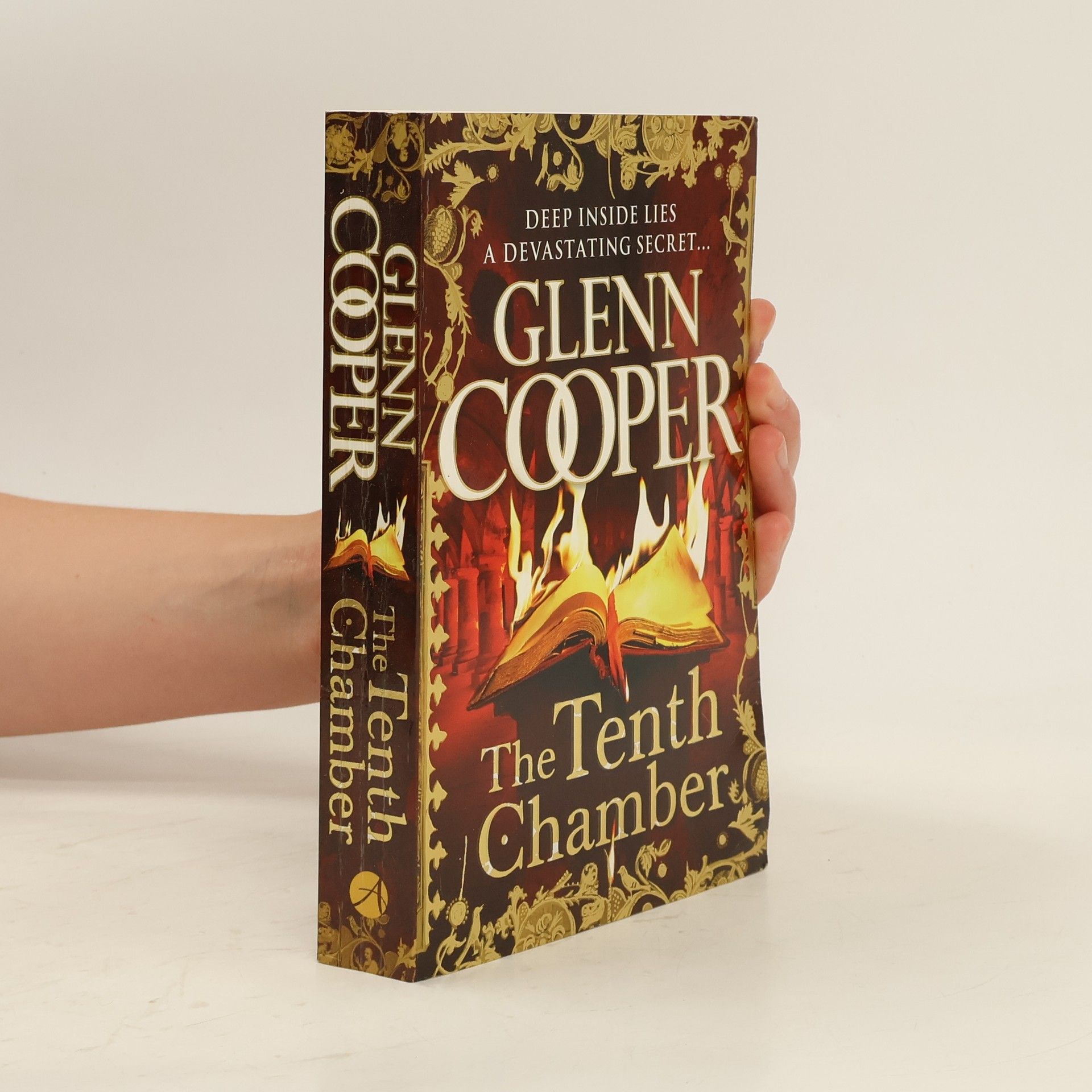 Glenn Cooper The Tenth Chamber