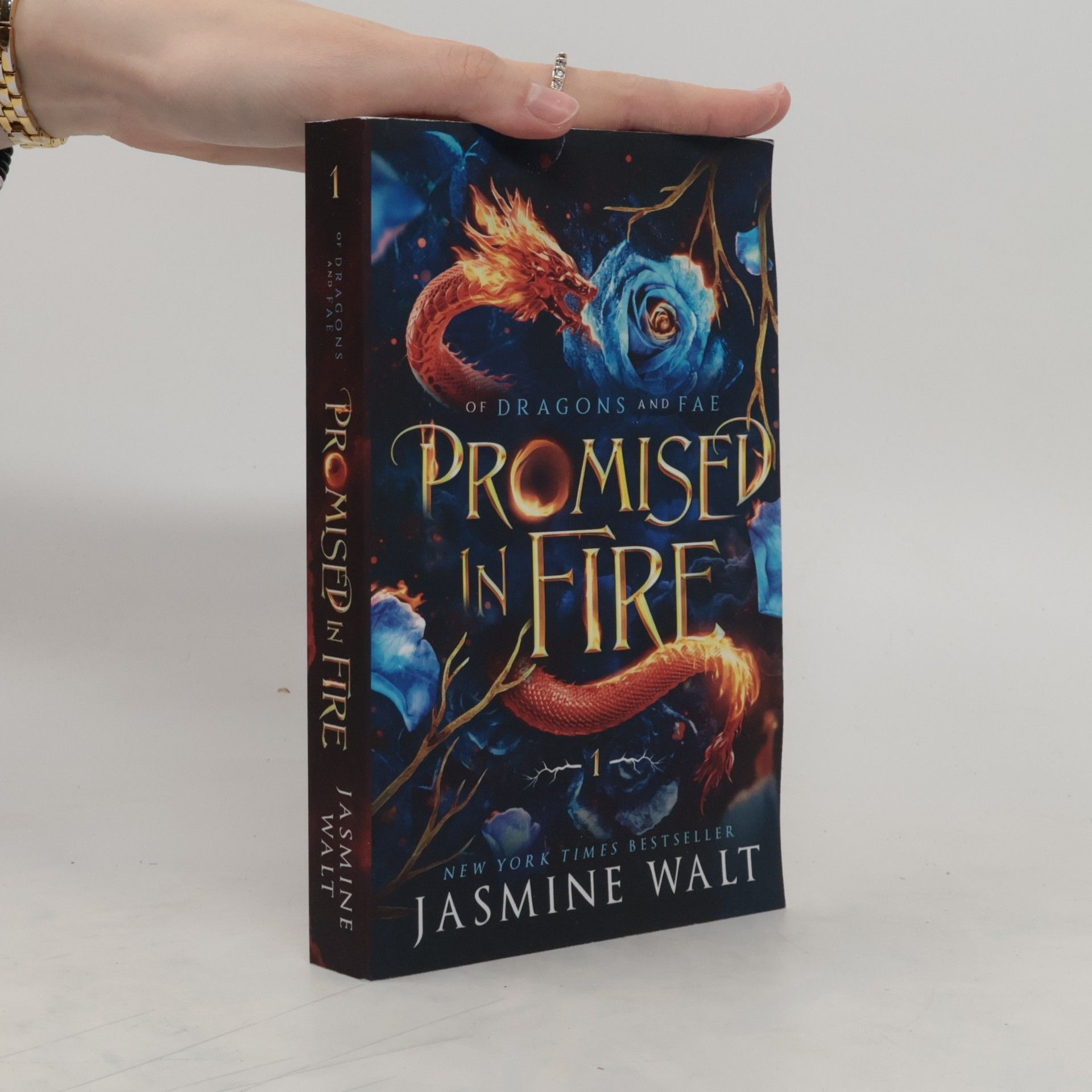 Jasmine Walt Promised in Fire. Of Dragons and Fae 1