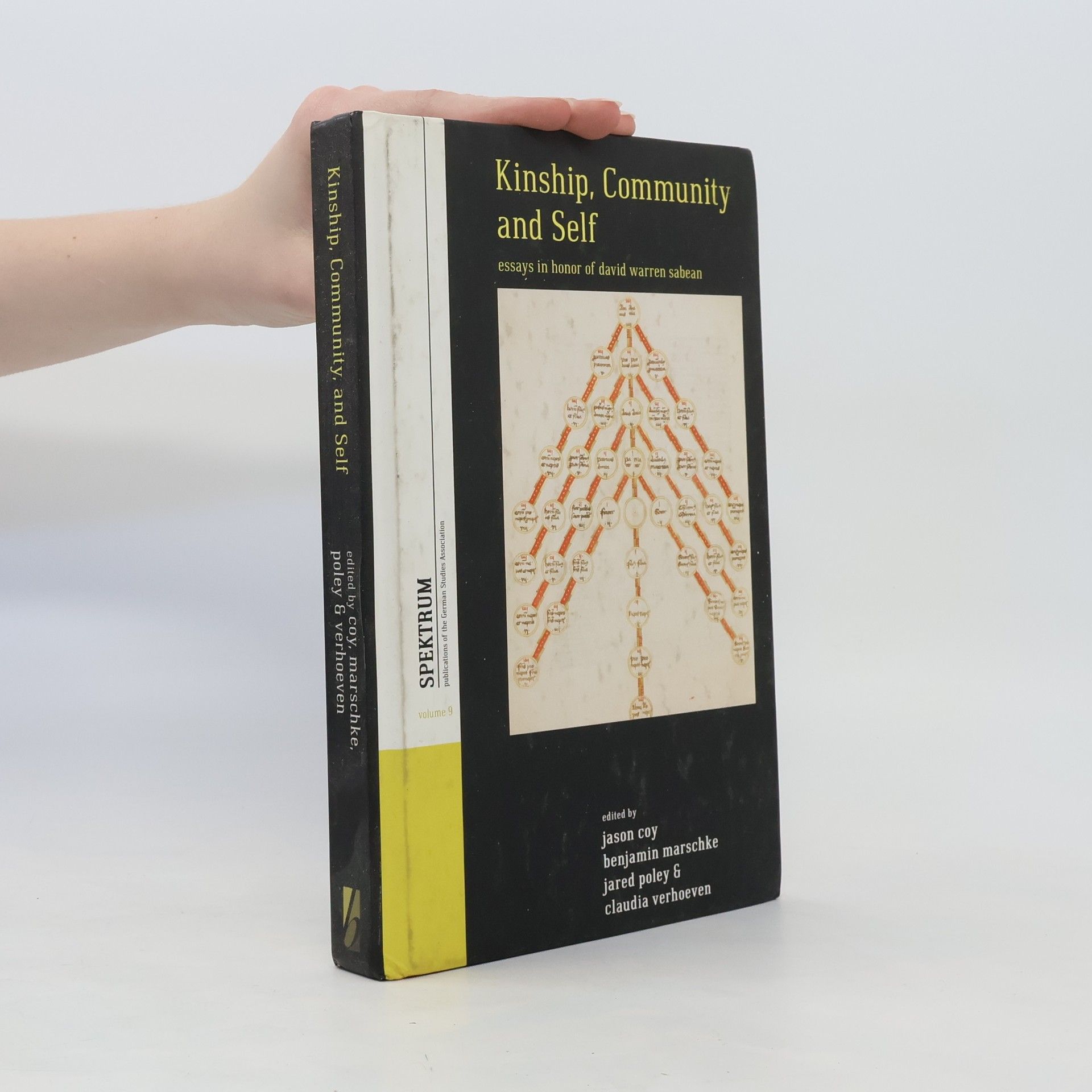 Collectif d'auteurs Kinship, community, and self
