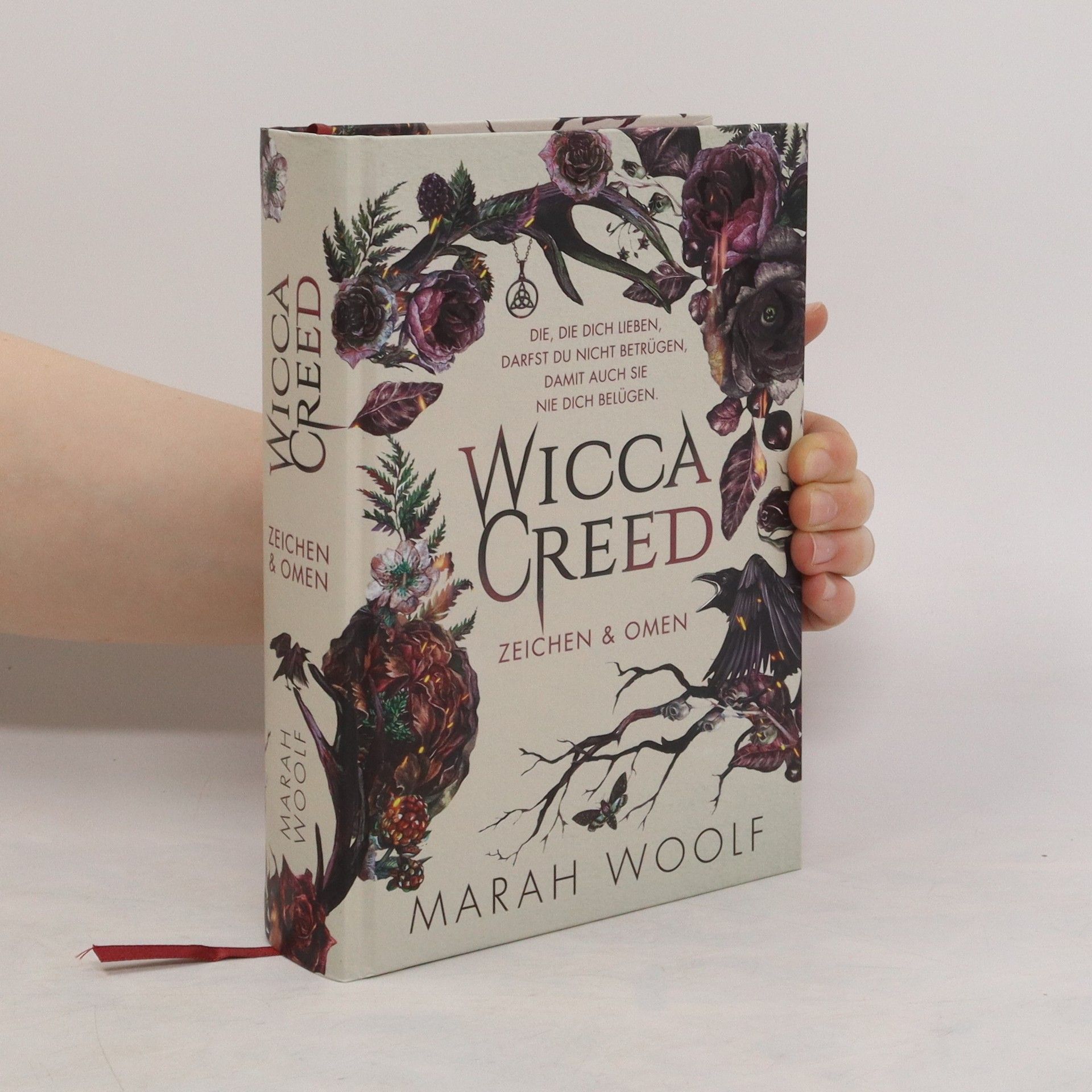 Marah Woolf WiccaCreed. Zeichen & Omen