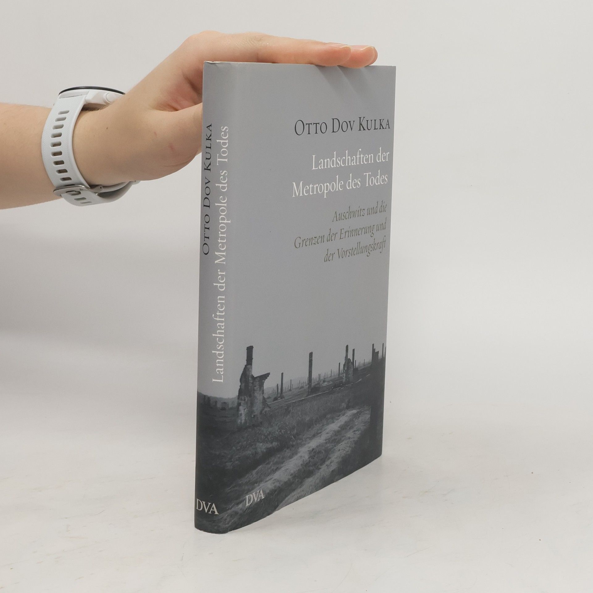 Ot o. Dov K. ulk ah Landschaften der Metropole des Todes