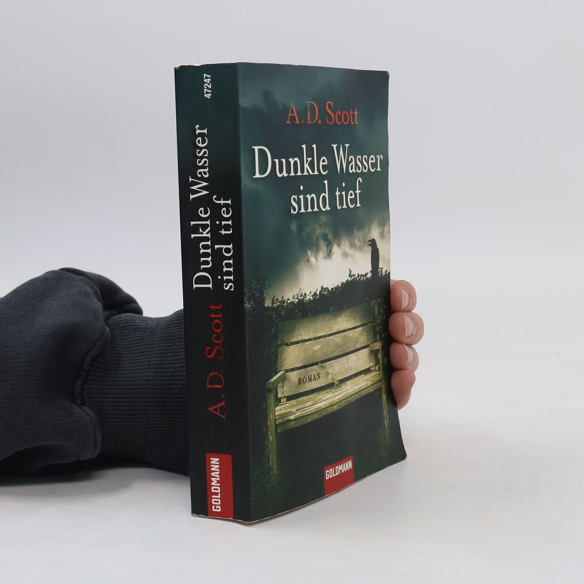 A. D. Scott Dunkle Wasser sind tief