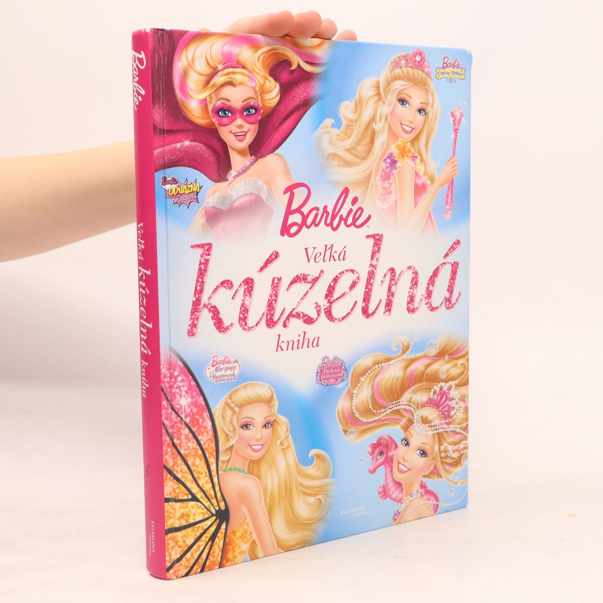 kolektiv Barbie: Veľká kúzelná kniha