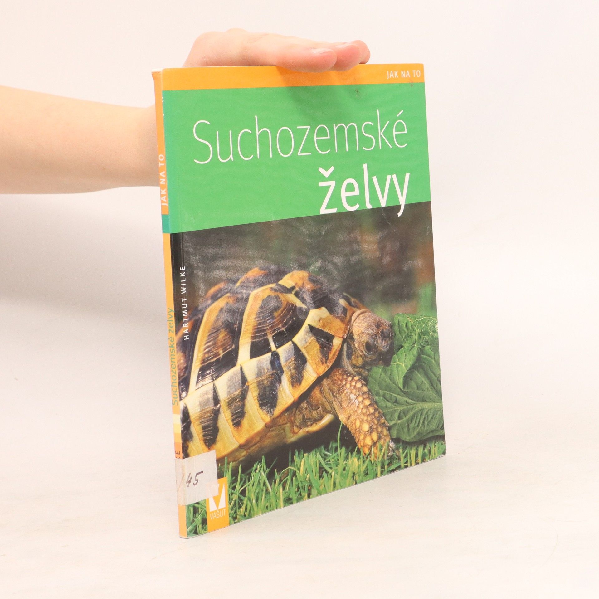 Tomáš Kapic Suchozemské želvy
