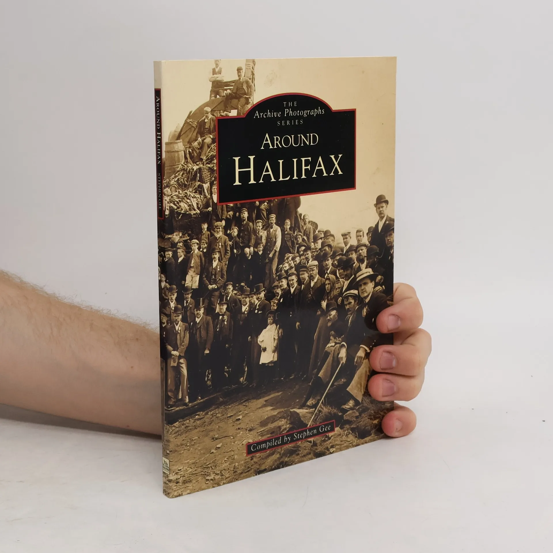 Around Halifax | Book | Paperback | Stephen Gee | EN