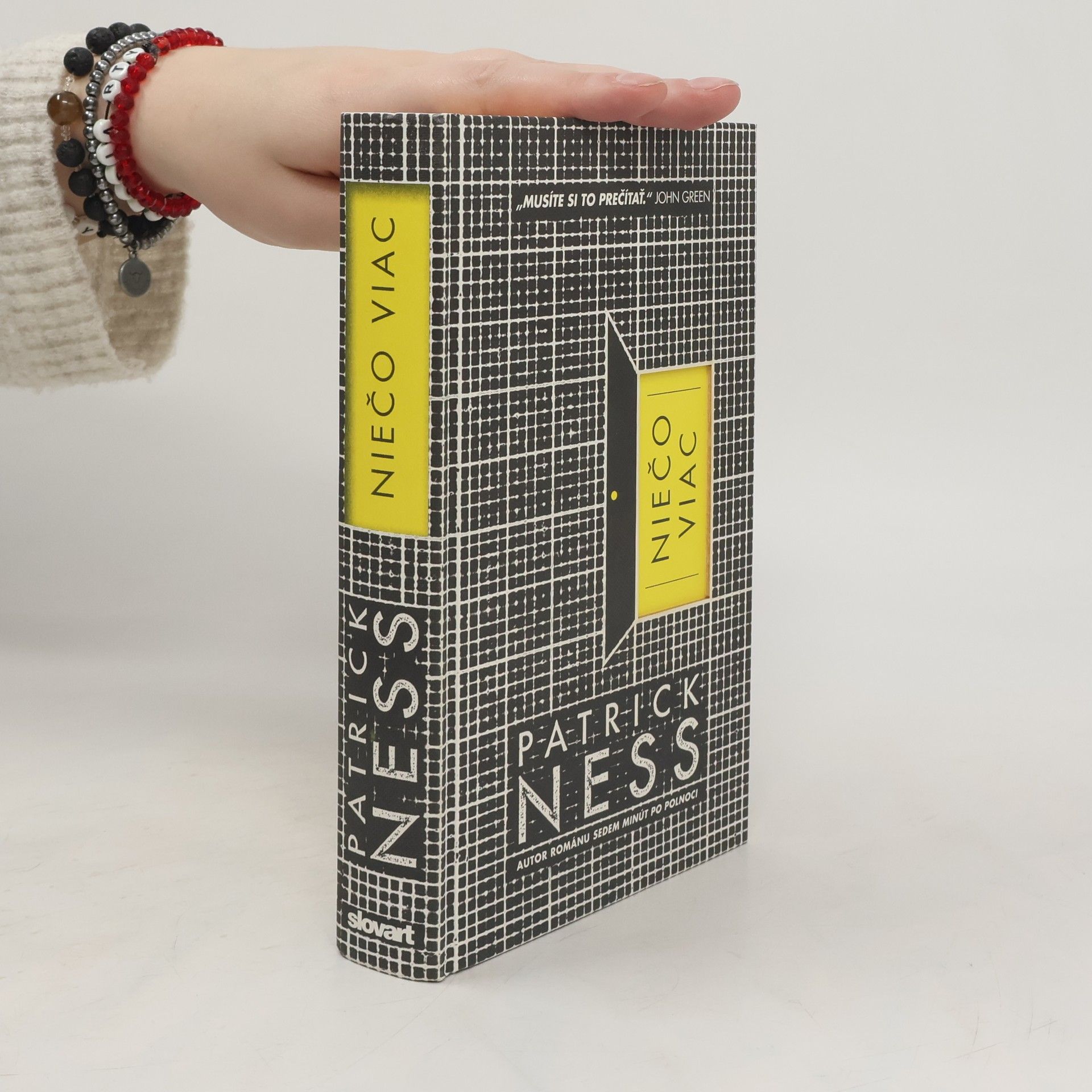 Patrick Ness Niečo viac