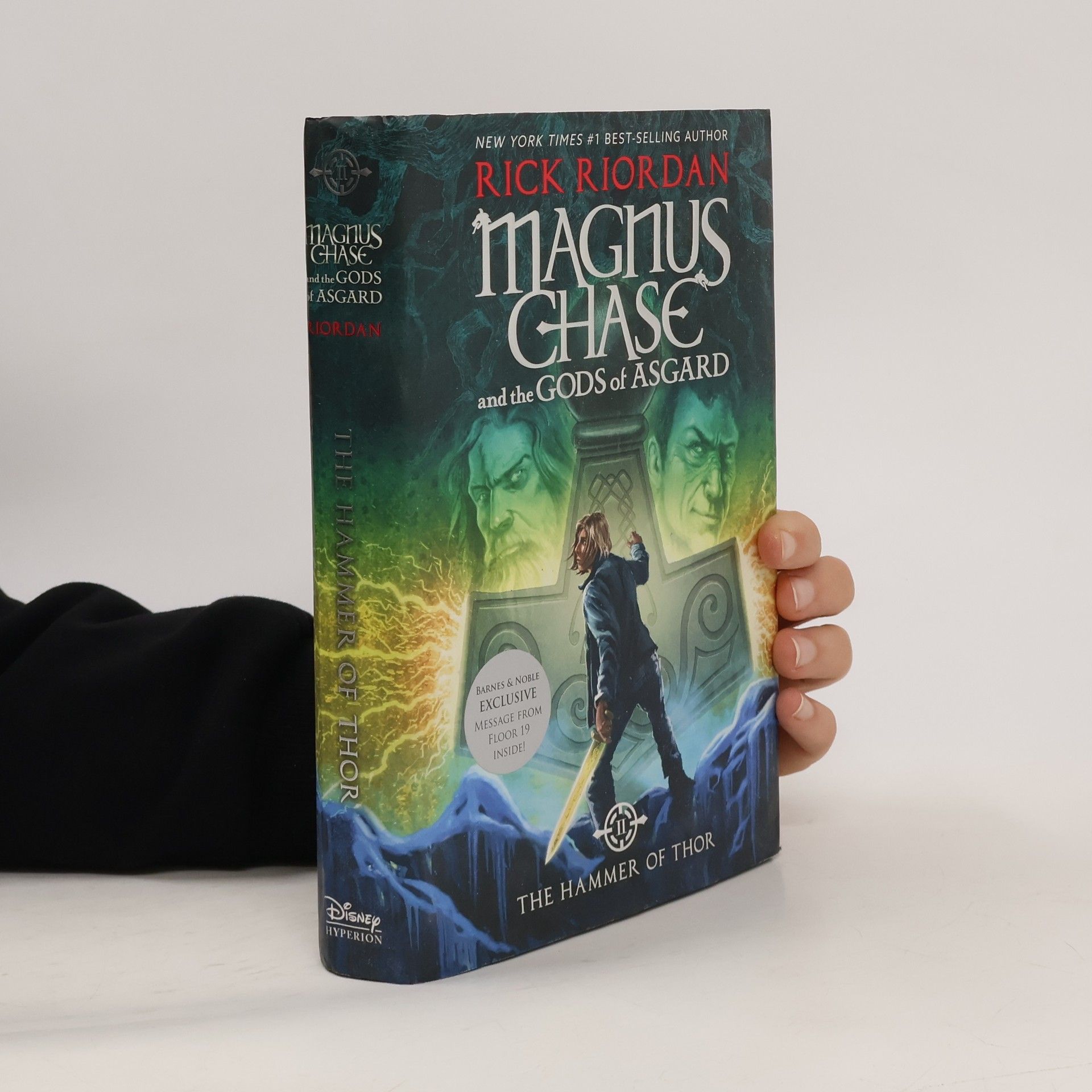 Rick Riordan The Hammer of Thor. Magnus Chase and the Gods of Asgard Series 2