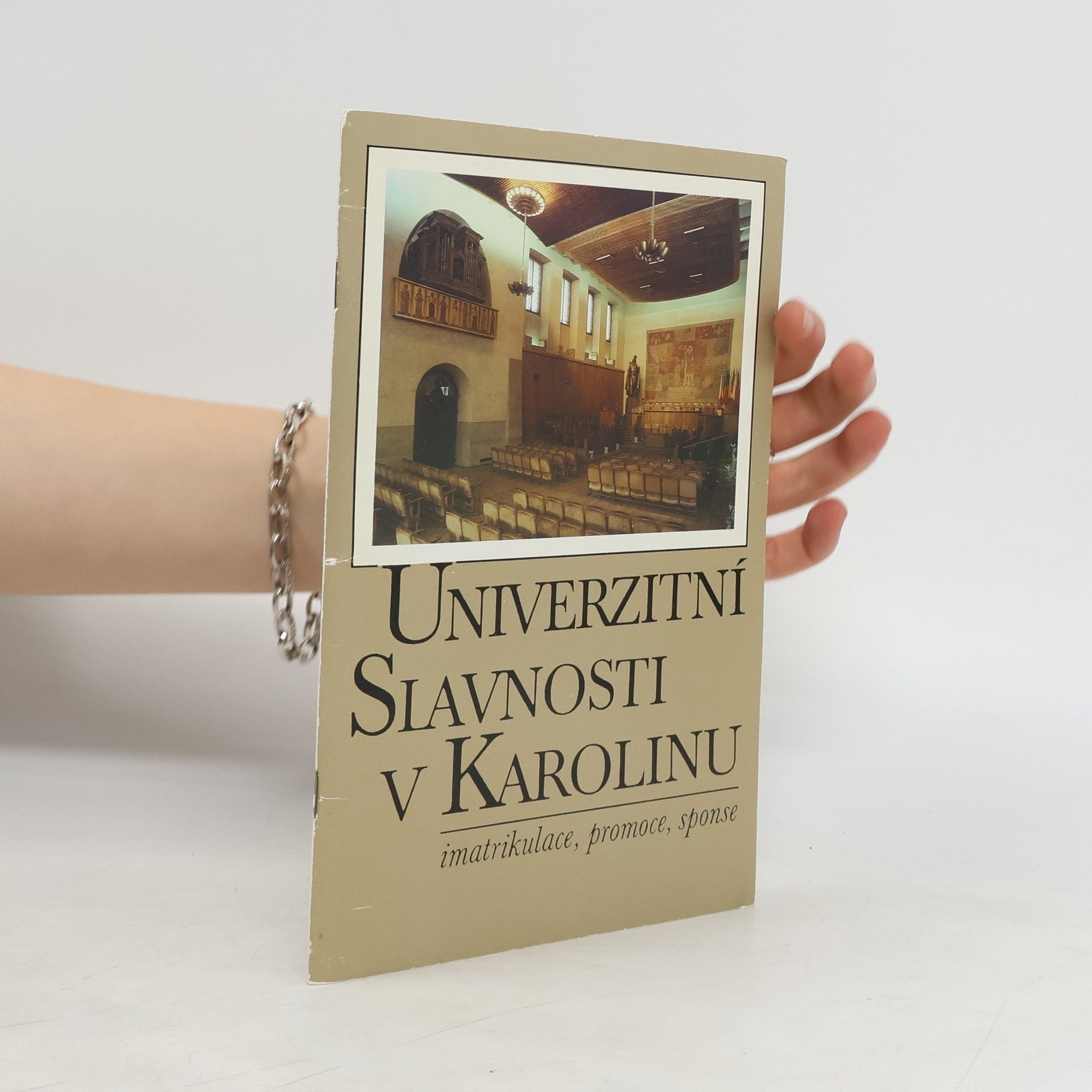 Radim Palouš Univerzitní slavnosti v Karolinu : imatrikulace, promoce, sponse