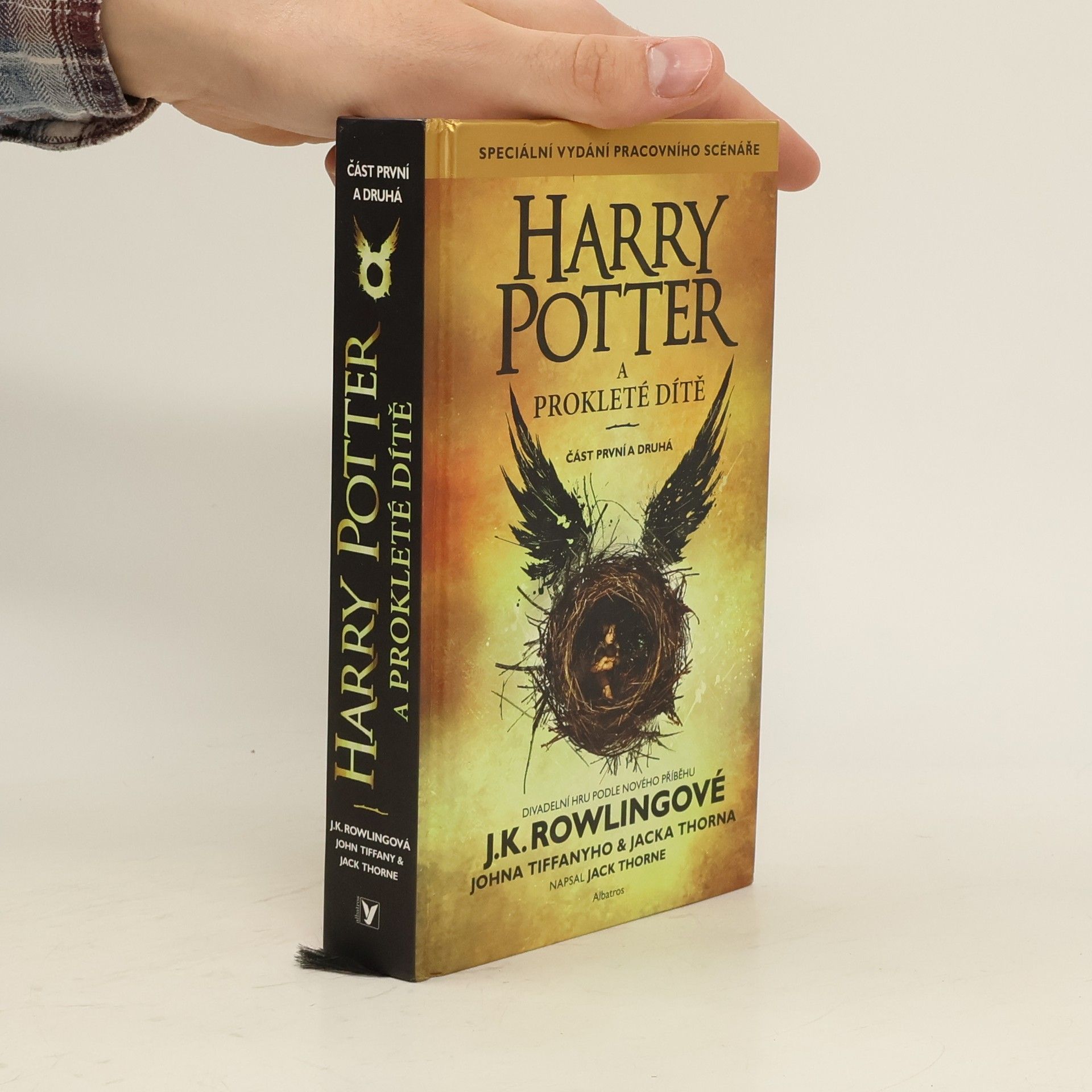 Jack Thorne Harry Potter a prokleté dítě