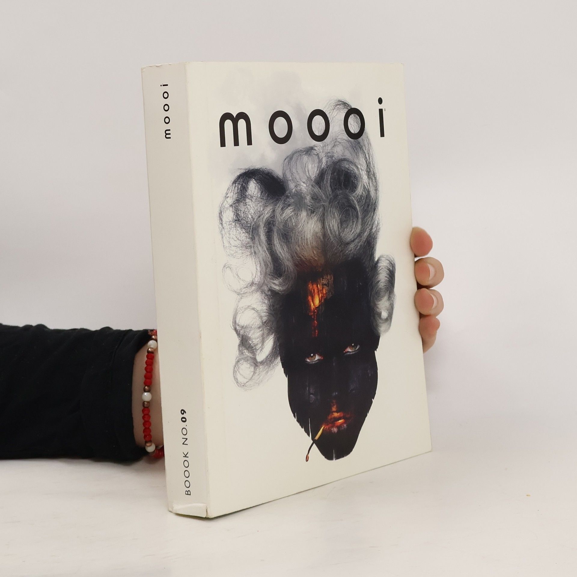 Maarten Van Houten Moooi Book n. 09