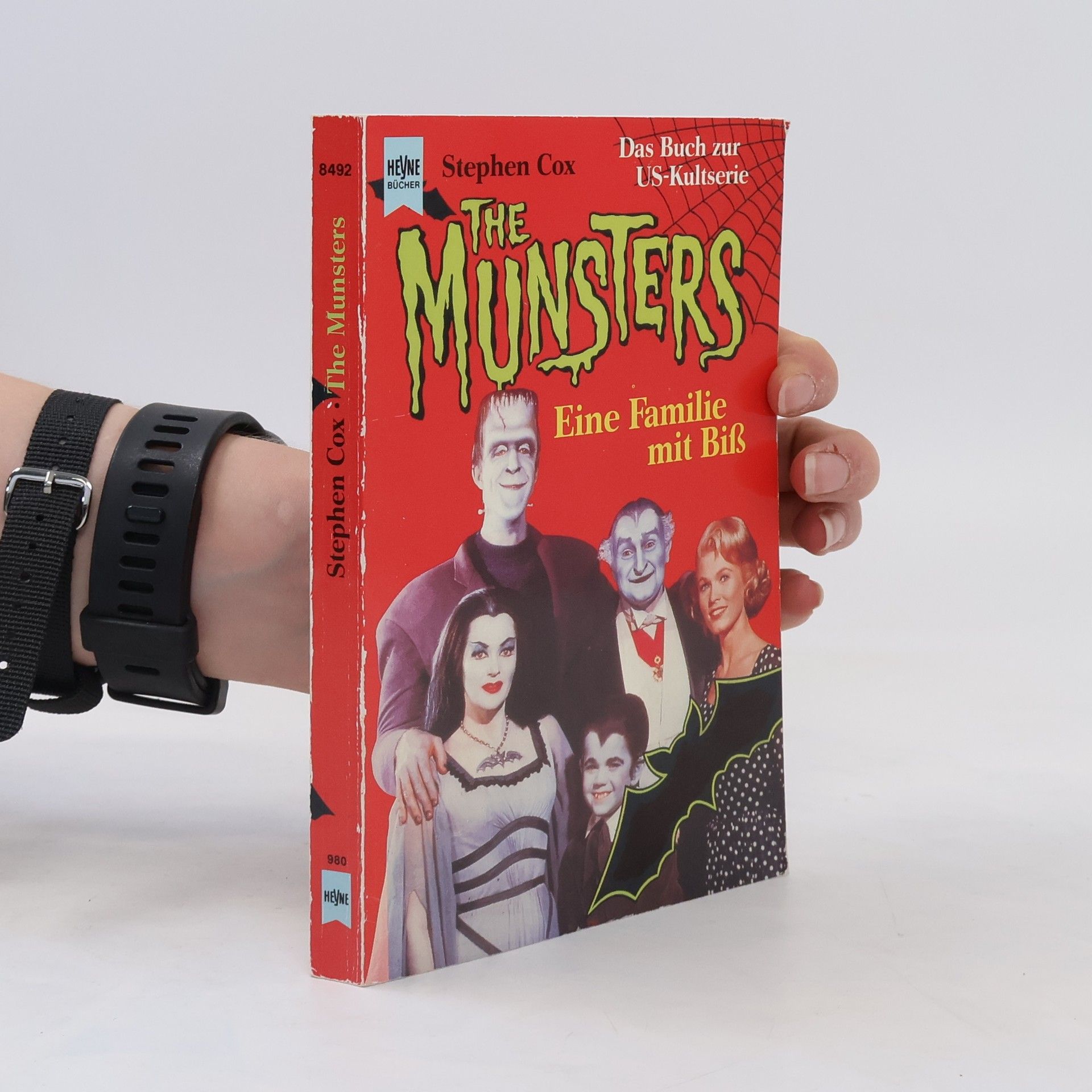 Stephen Cox The Munsters: eine Familie mit Biss