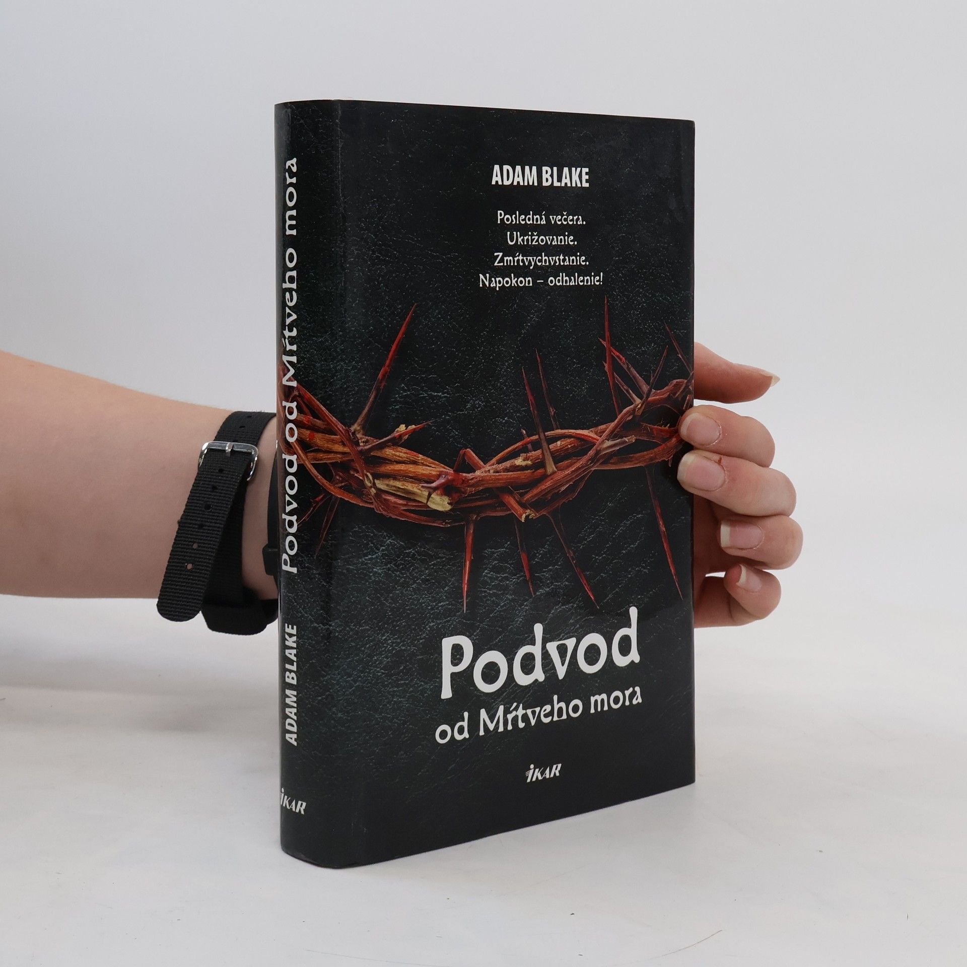 M. R. Carey Podvod od Mŕtveho mora