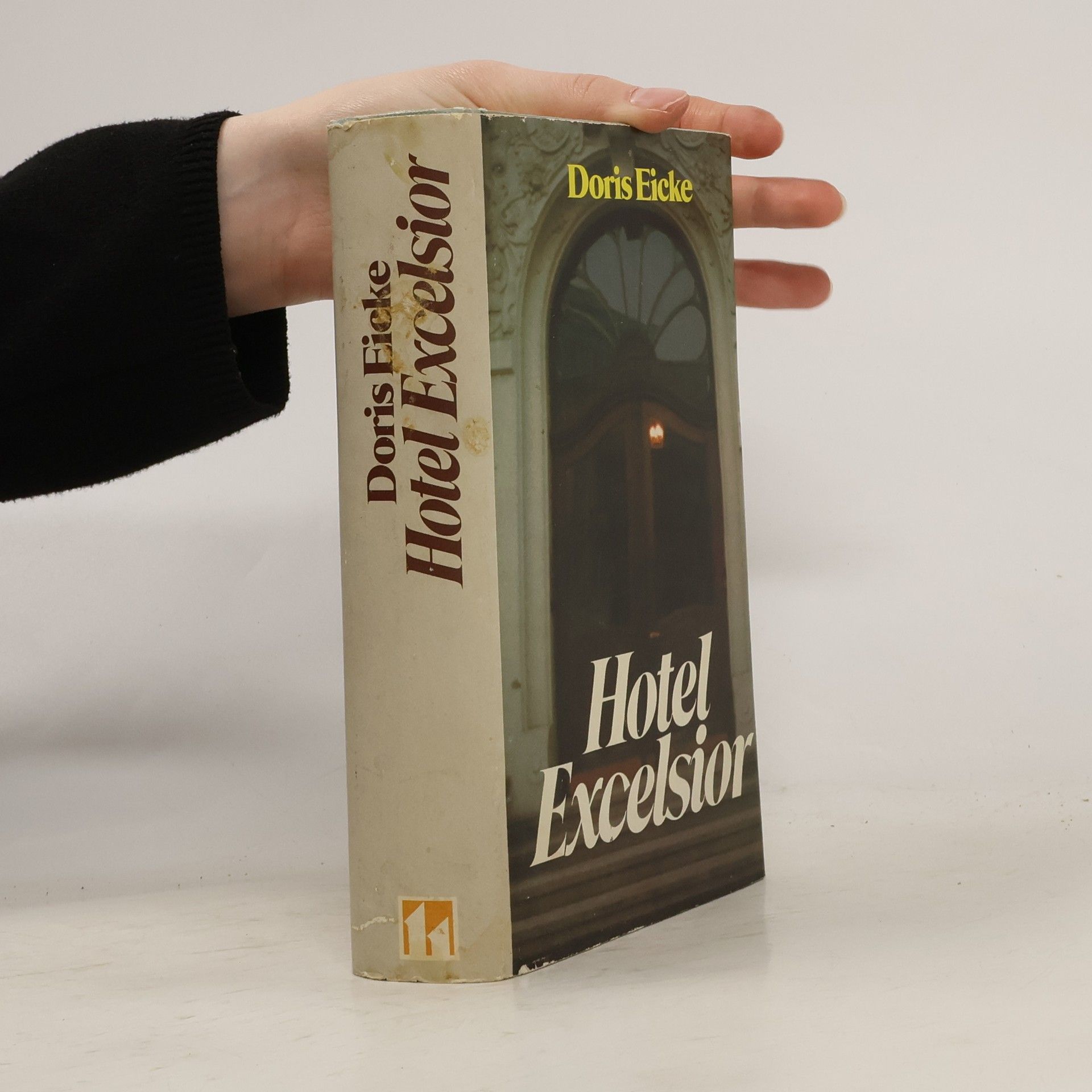 Doris Eicke Hotel Excelsior