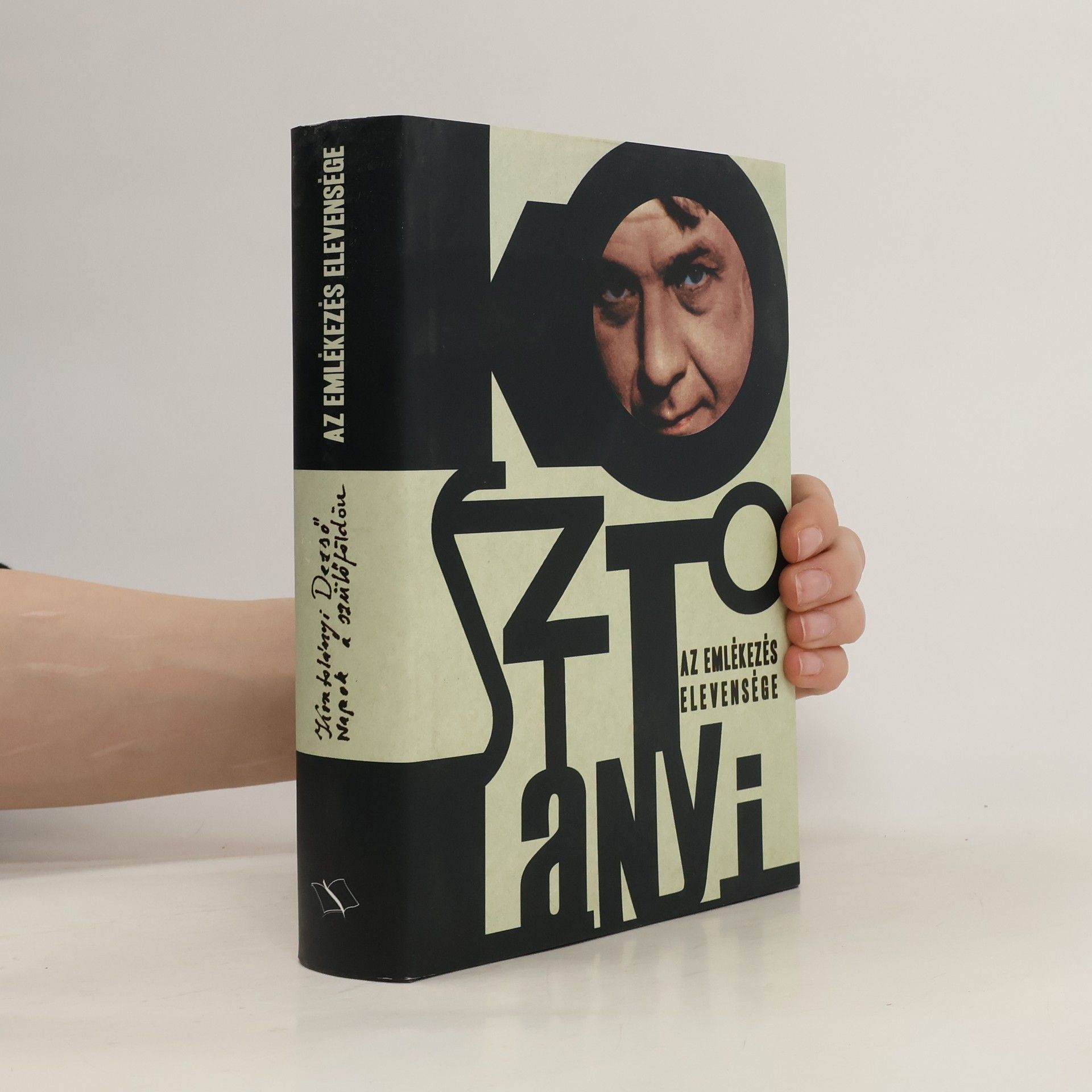 Az emlékezés elevensége