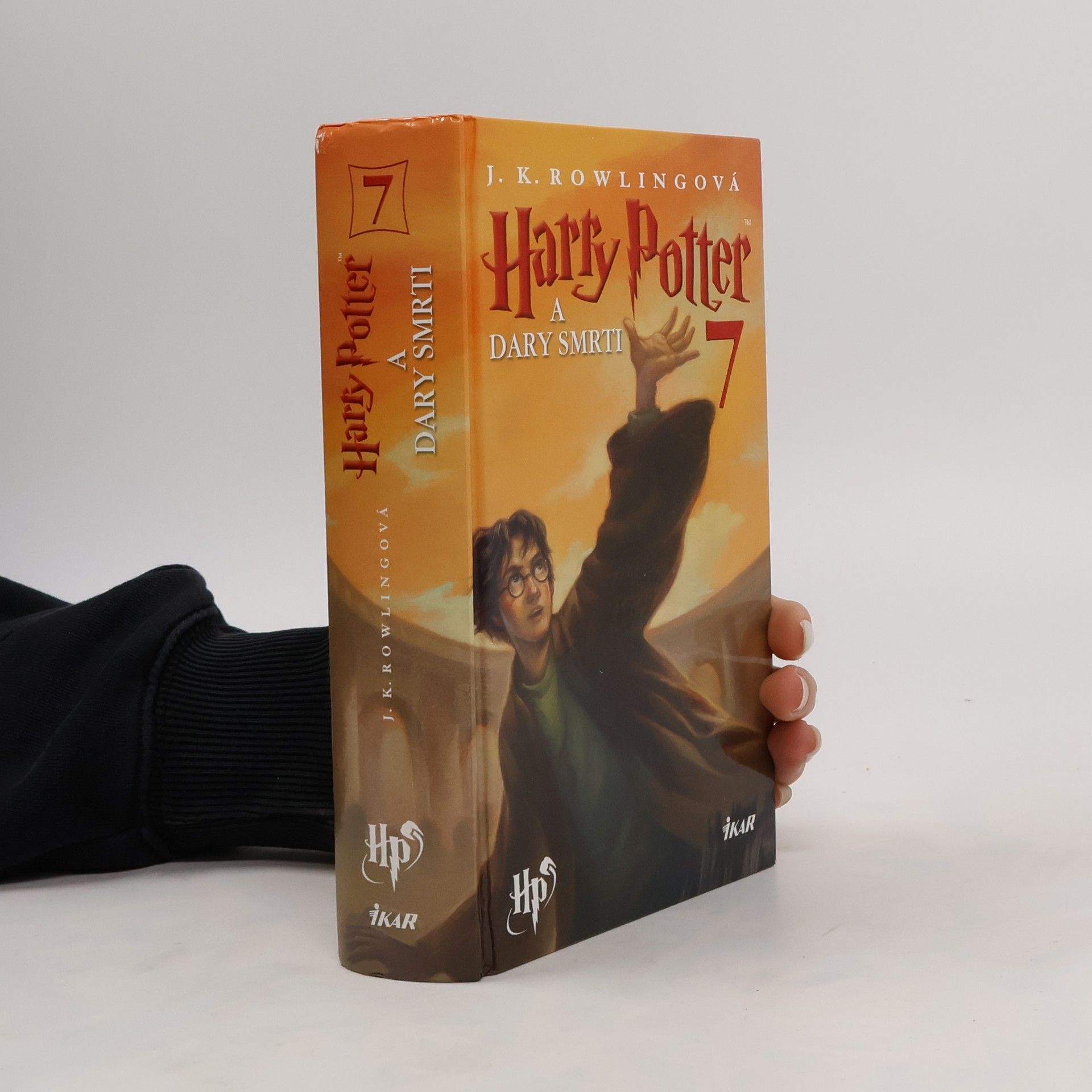 J. K. Rowling Harry Potter a dary smrti
