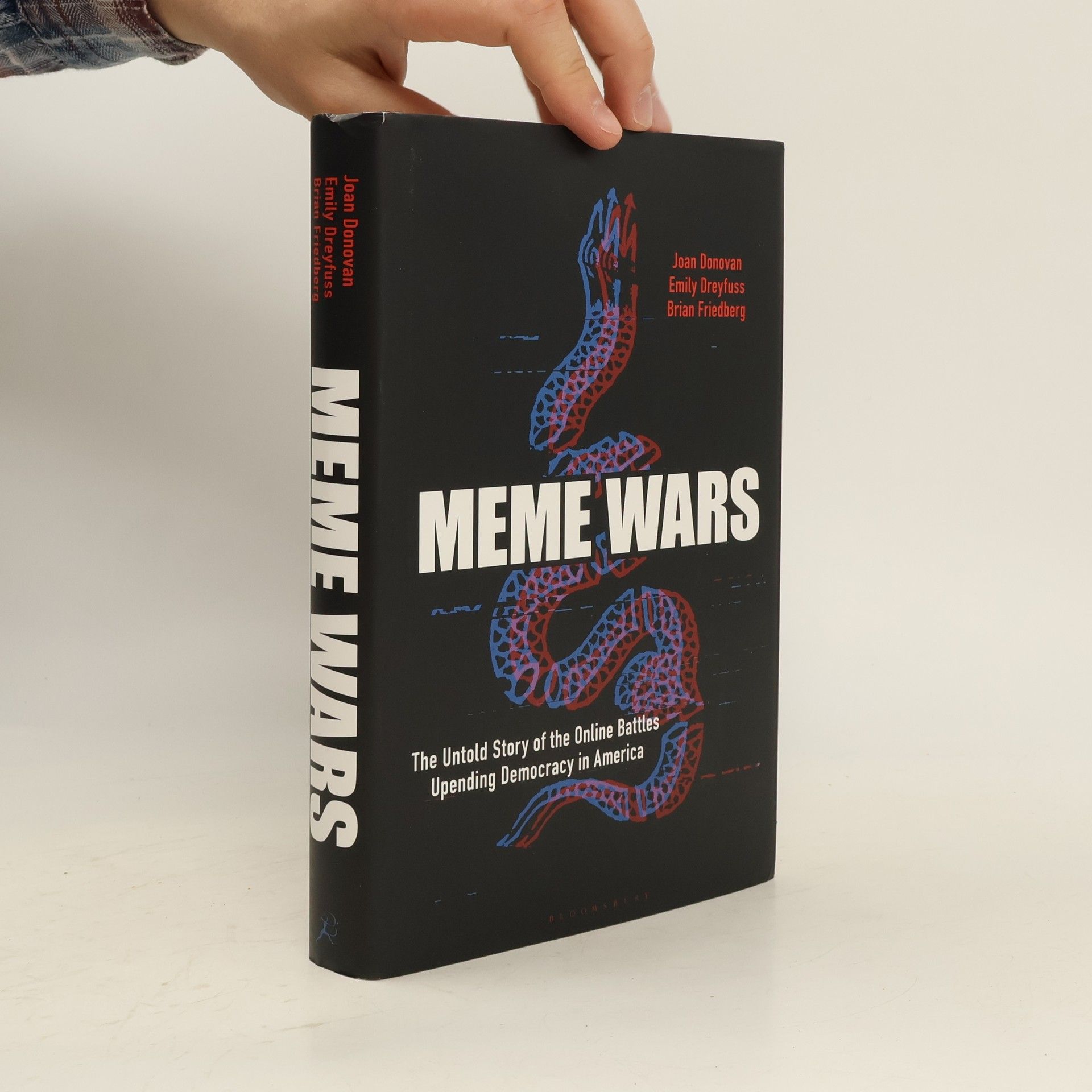 kolektiv Meme Wars