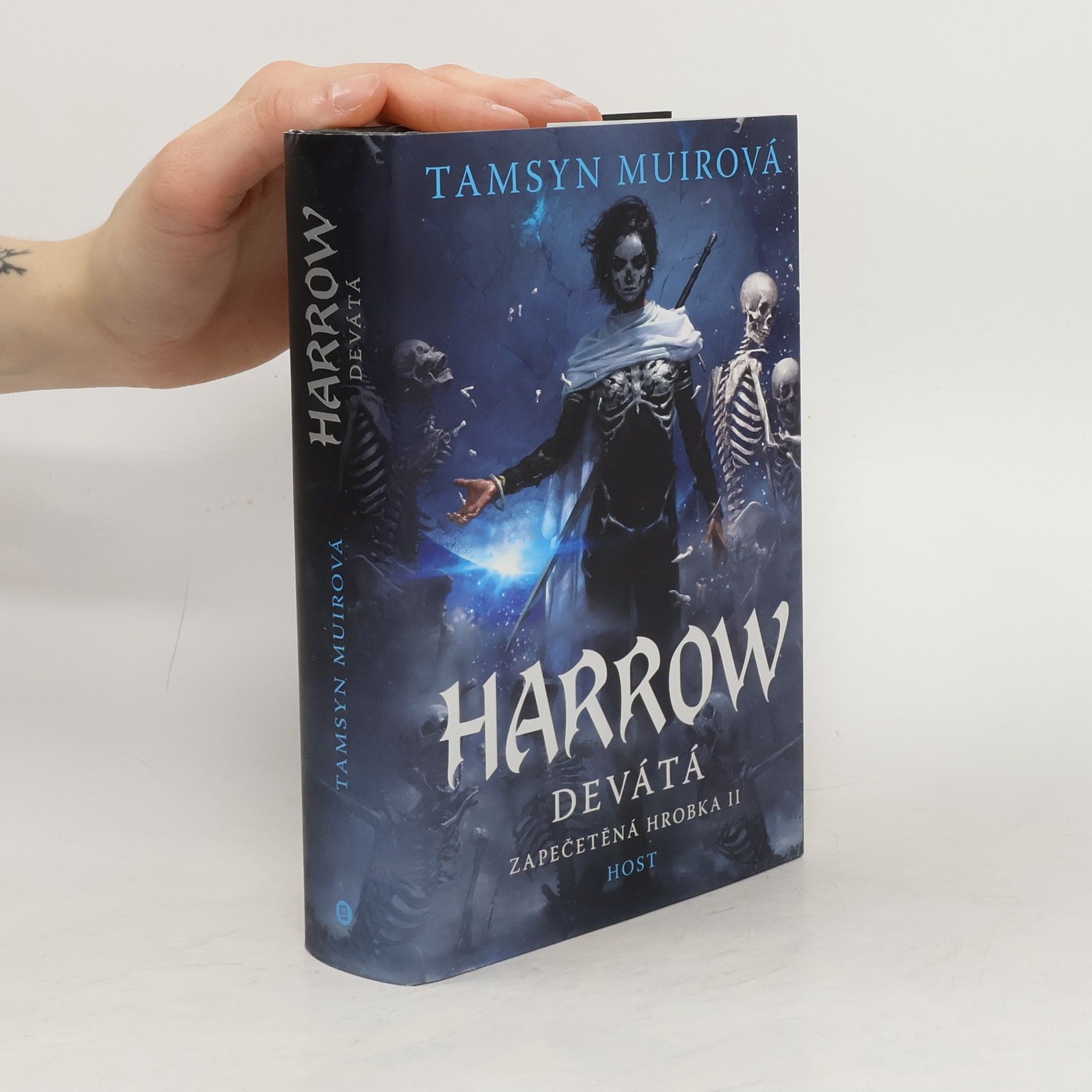 Tamsyn Muir Harrow Devátá