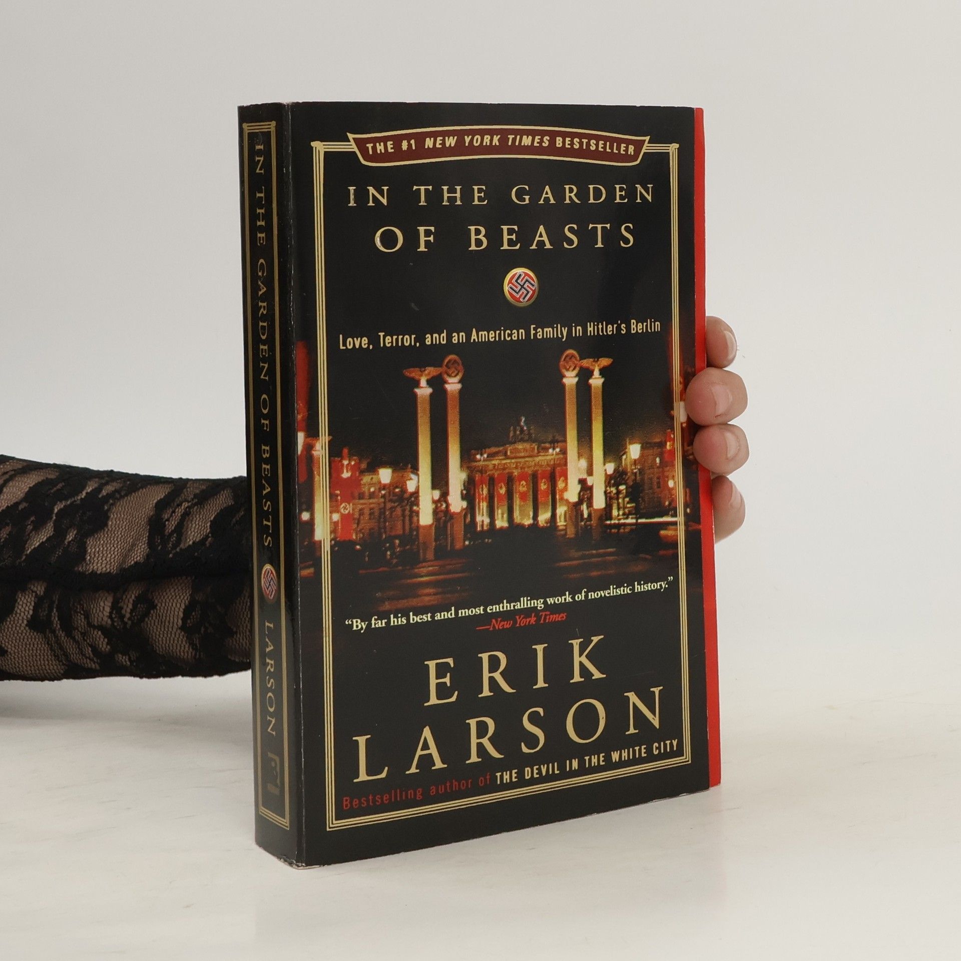 Erik Larson In the Garden of Beasts
