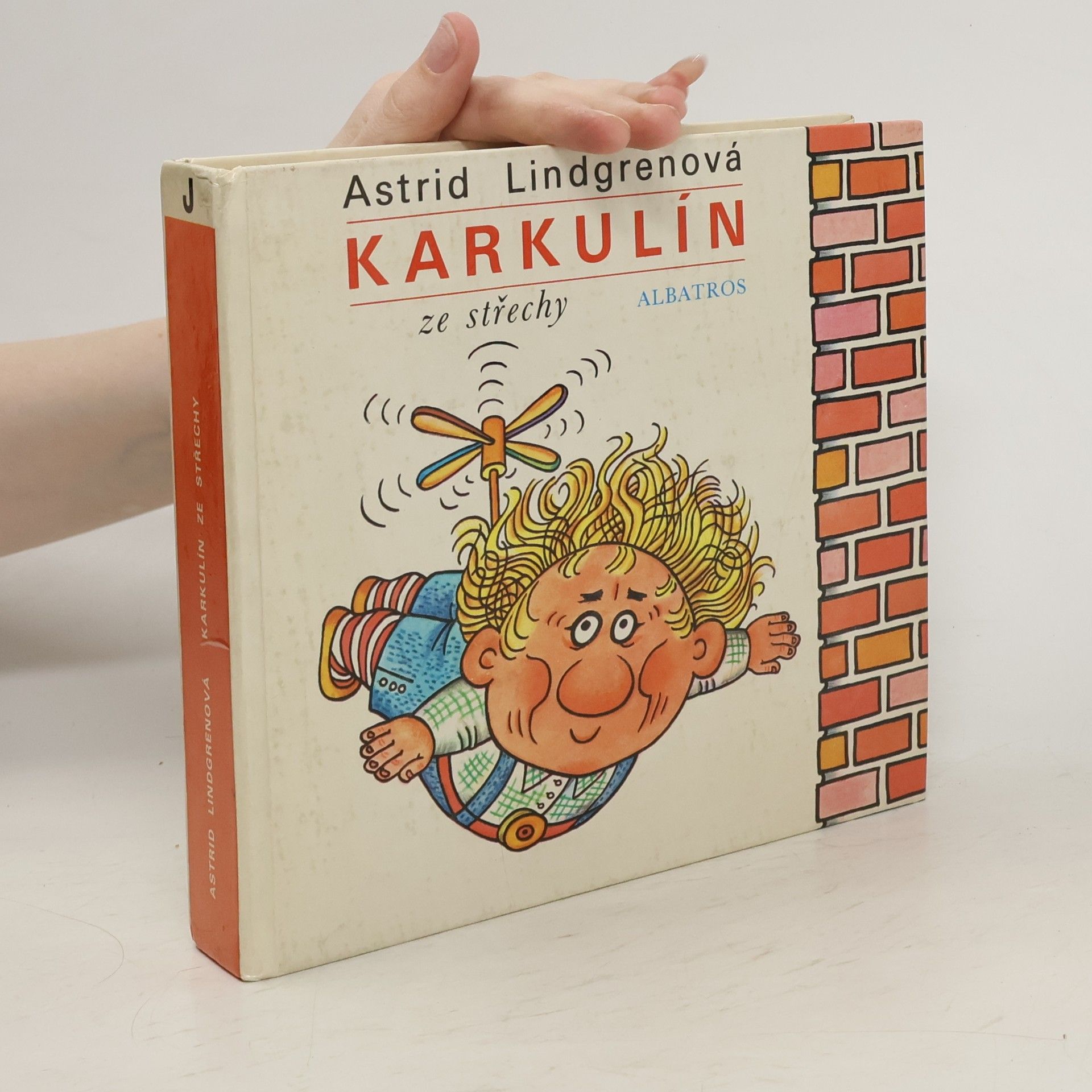 Astrid Lindgren Karkulín ze střechy