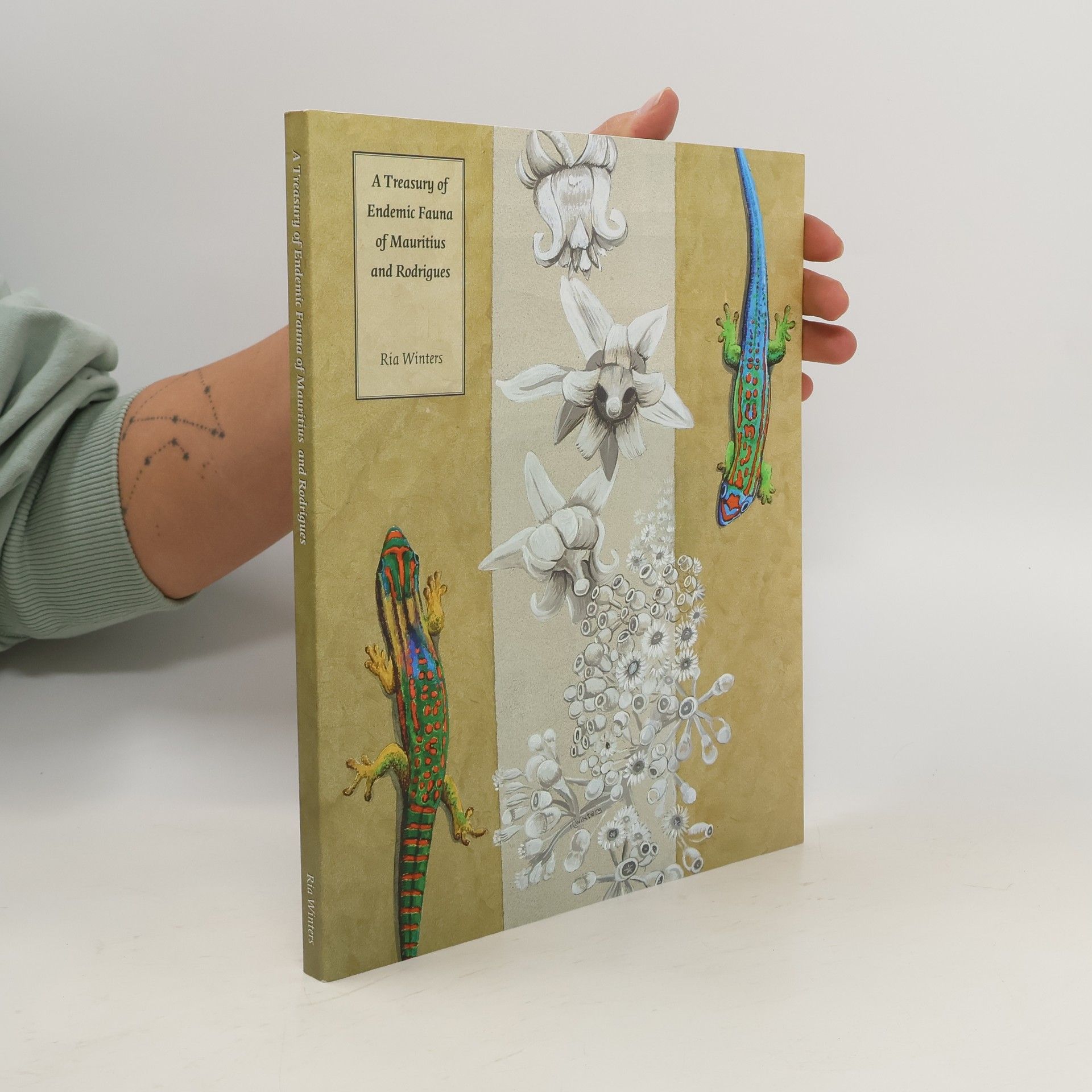 Ria Winters A Treasury of Endemic Fauna of Mauritius and Rodrigues