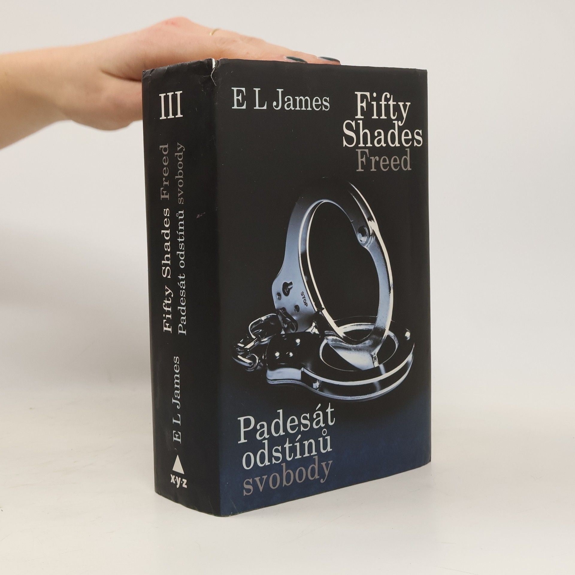 E L James Padesát odstínů svobody